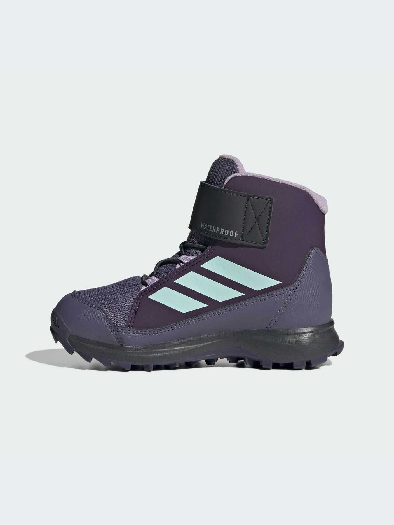 Ботинки и сапоги Adidas модель JR4190-KZ Ботинки и сапоги Adidas модель JR4190-KZ Фото