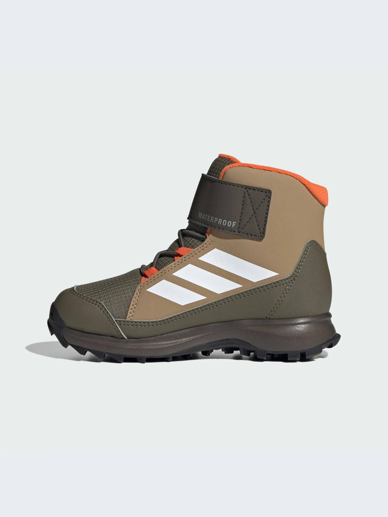 Ботинки и сапоги Adidas модель JR4189-KZ Ботинки и сапоги Adidas модель JR4189-KZ Фото