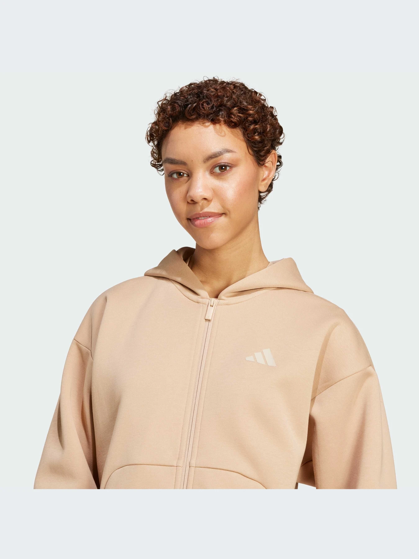 Худи и свитшоты Adidas модель JW7806-KZ Худи и свитшоты Adidas модель JW7806-KZ Фото