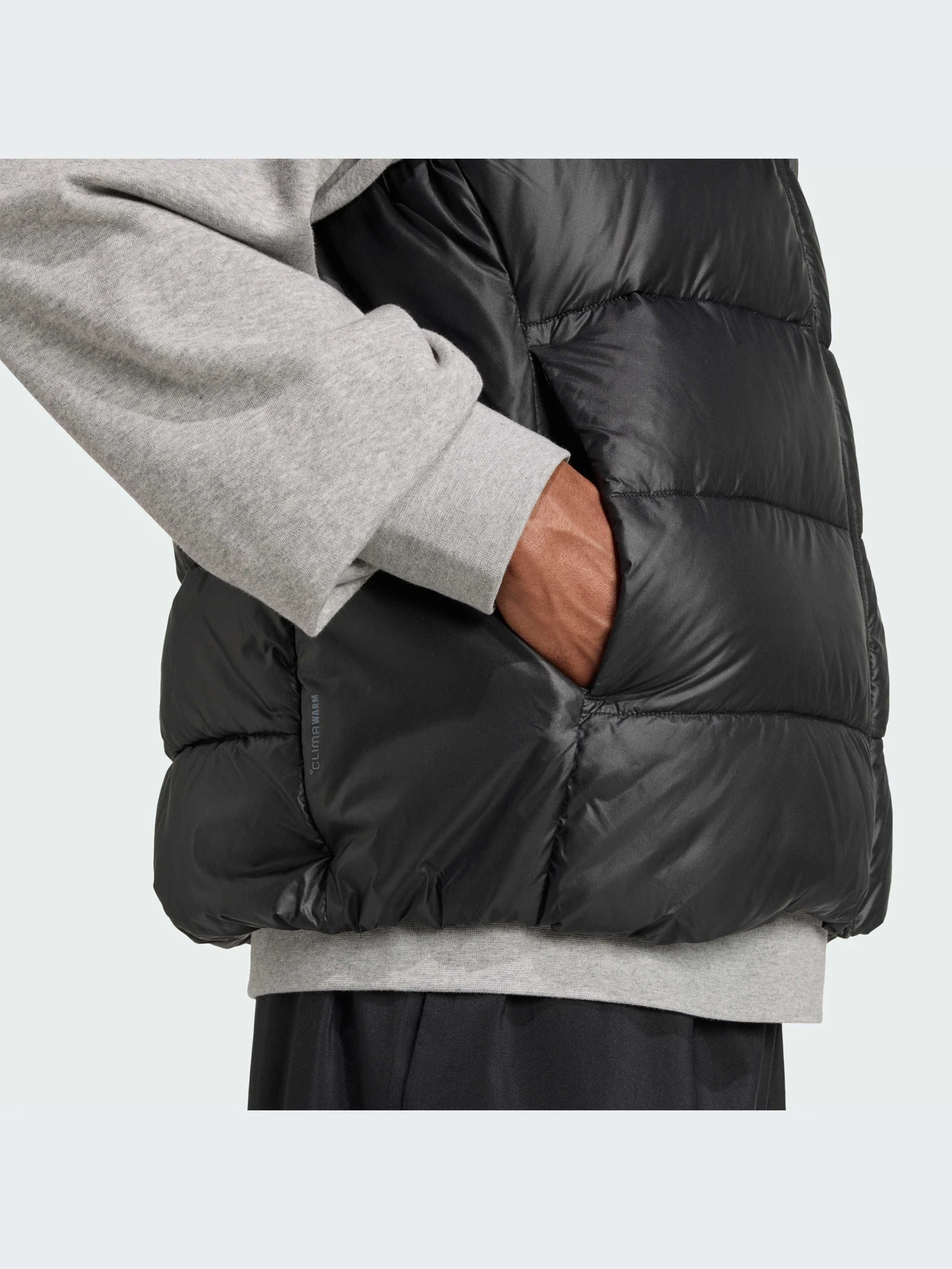 Куртки и дубленки Adidas модель JV7727-KZ Куртки и дубленки Adidas модель JV7727-KZ Фото