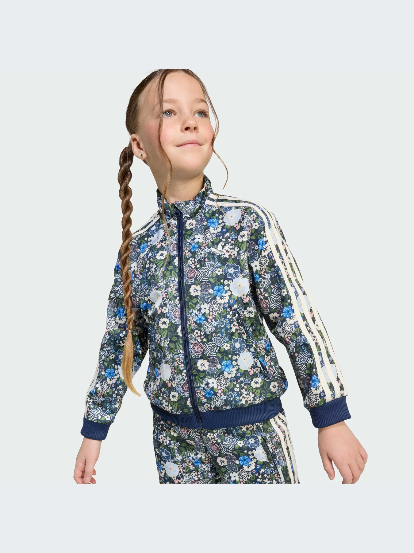 Костюмы Adidas Graphics модель JV7724-KZ Костюмы Adidas Graphics модель JV7724-KZ Фото