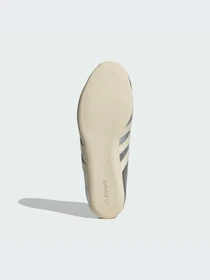 Кроссовки Adidas модель JQ0593-KZ Фото