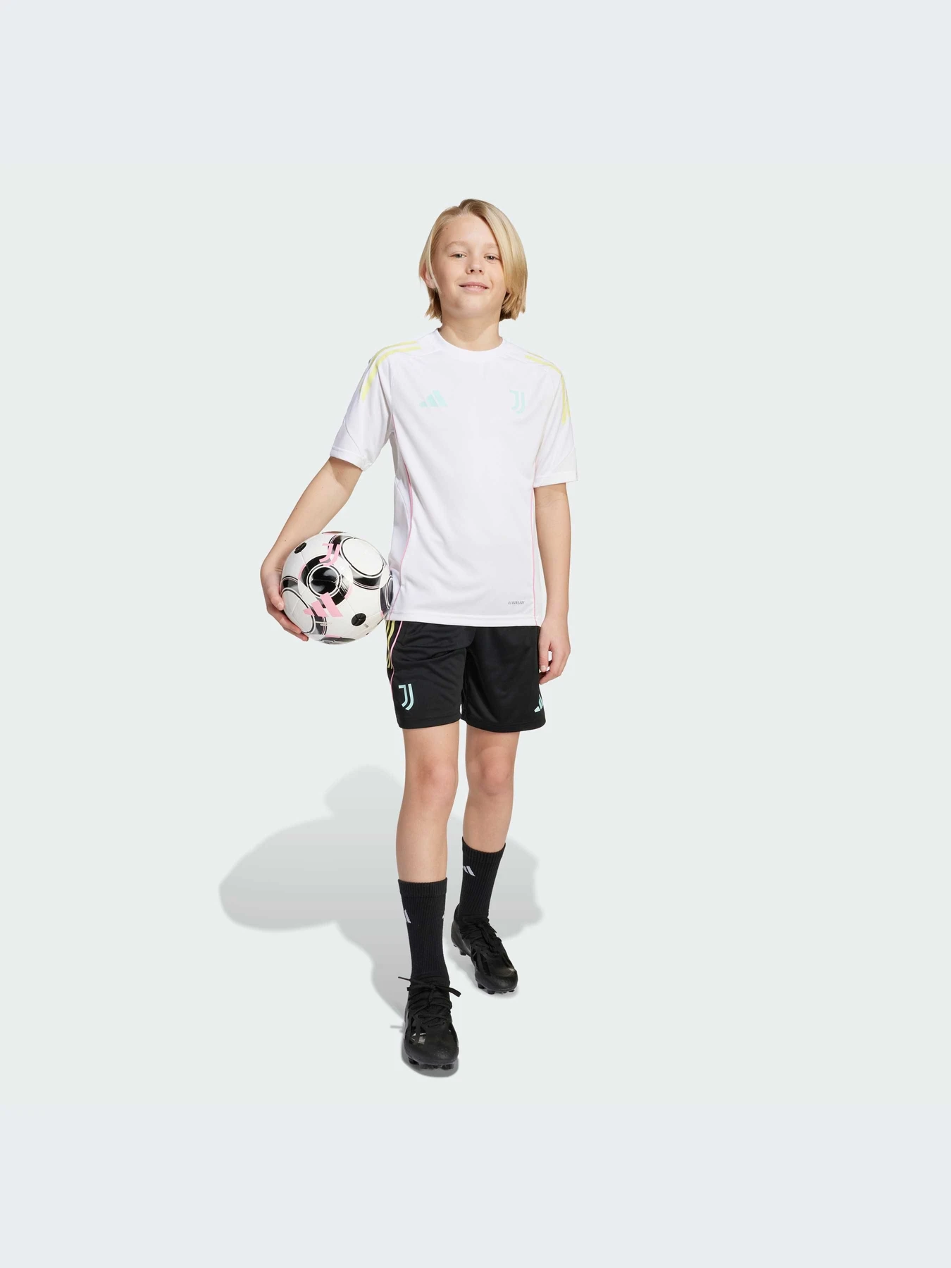 Футболки и поло Adidas модель KC3244-KZ Футболки и поло Adidas модель KC3244-KZ Фото