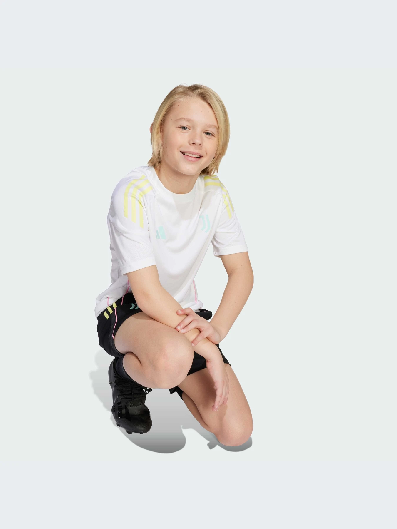 Футболки и поло Adidas модель KC3244-KZ Футболки и поло Adidas модель KC3244-KZ Фото