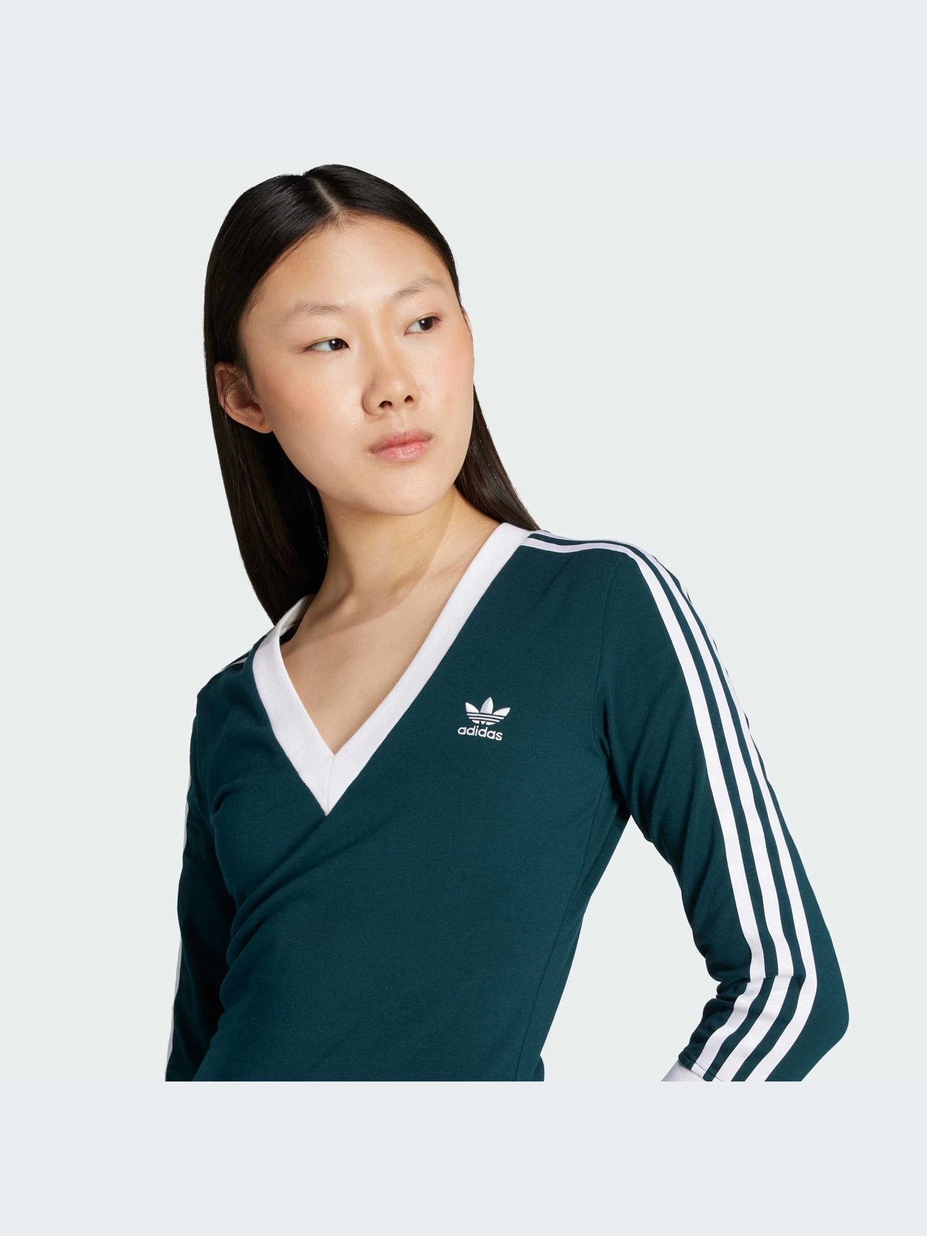 Платья Adidas Adicolor модель JY2940-KZ Платья Adidas Adicolor модель JY2940-KZ Фото