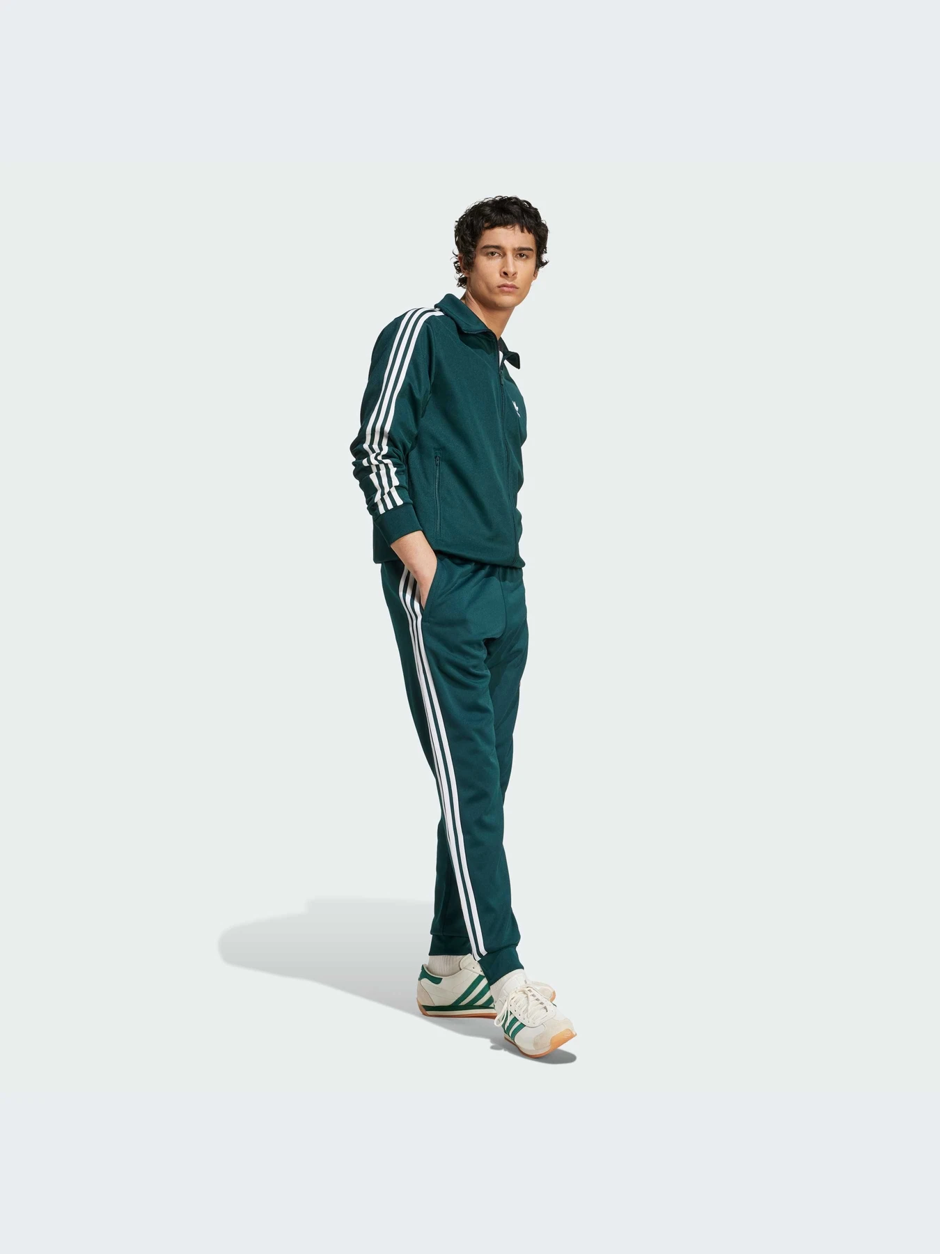 Брюки Adidas Adicolor модель JY1288-KZ Брюки Adidas Adicolor модель JY1288-KZ Фото