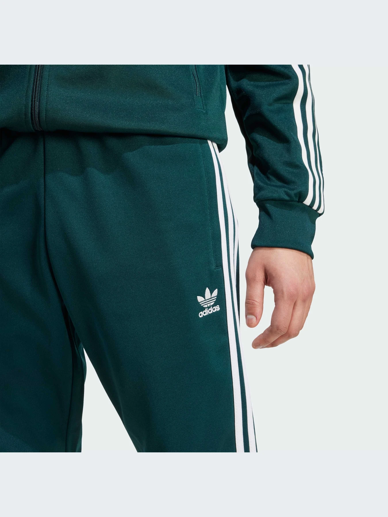 Брюки Adidas Adicolor модель JY1288-KZ Брюки Adidas Adicolor модель JY1288-KZ Фото
