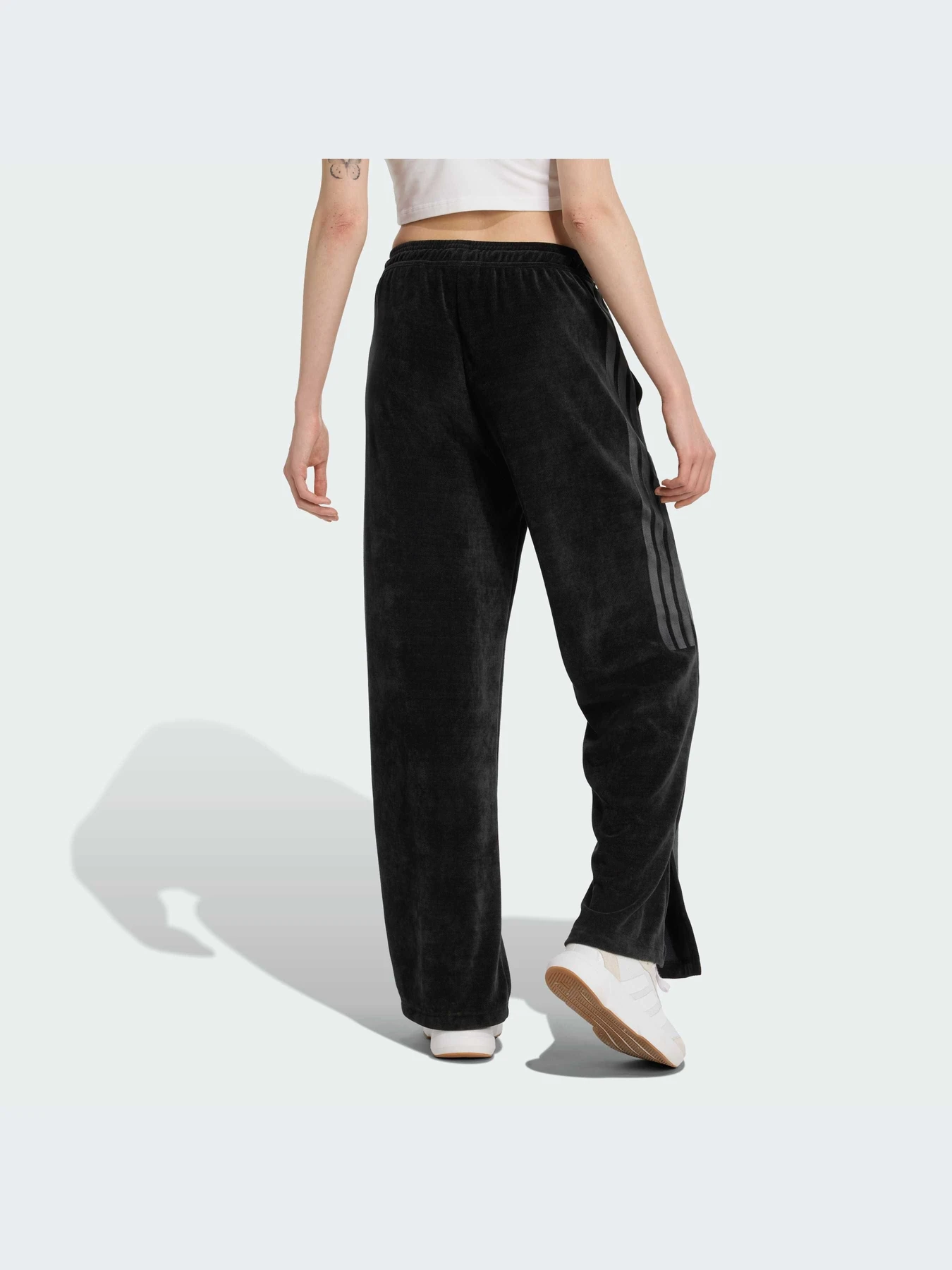 Брюки Adidas Tiro модель JM1805-KZ Брюки Adidas Tiro модель JM1805-KZ Фото