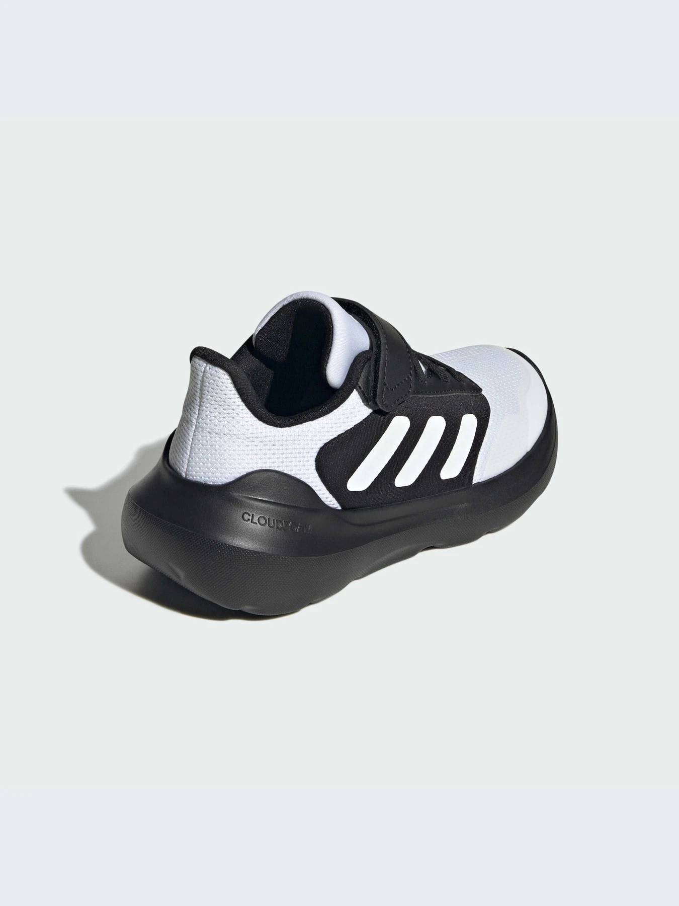 Кроссовки Adidas модель JR6070-KZ Фото