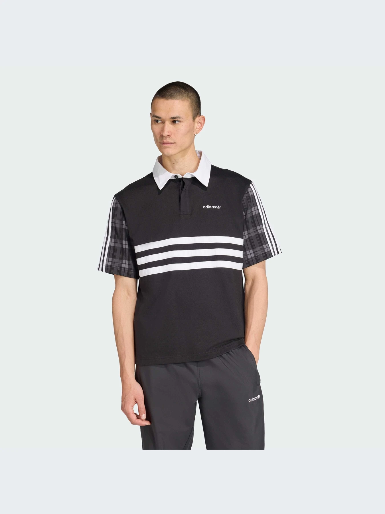 Футболки и поло Adidas Graphics модель JV7738-KZ Футболки и поло Adidas Graphics модель JV7738-KZ Фото