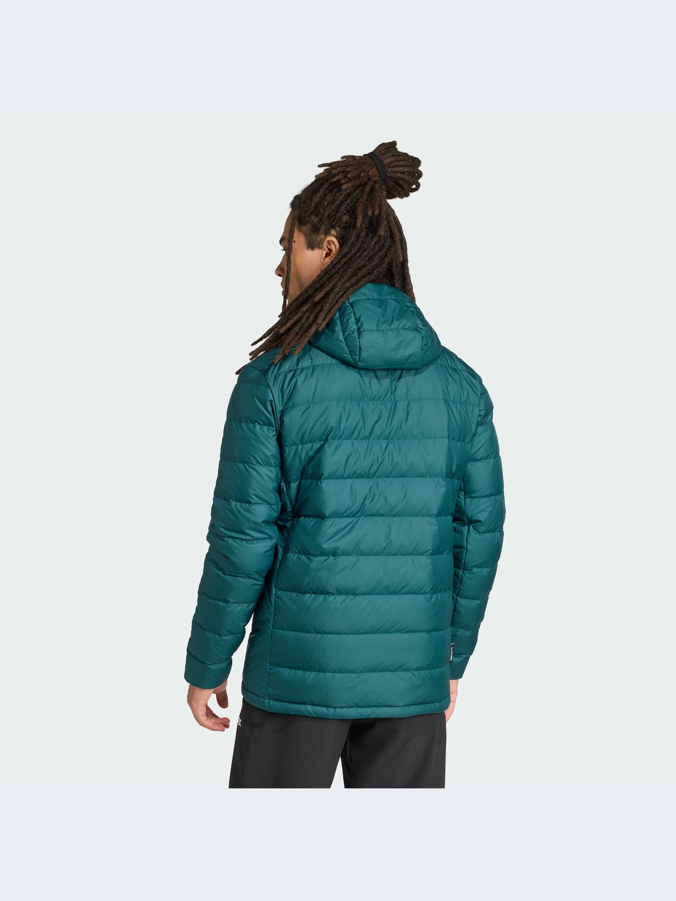 Куртки и дубленки Adidas модель JZ9970-KZ Куртки и дубленки Adidas модель JZ9970-KZ Фото