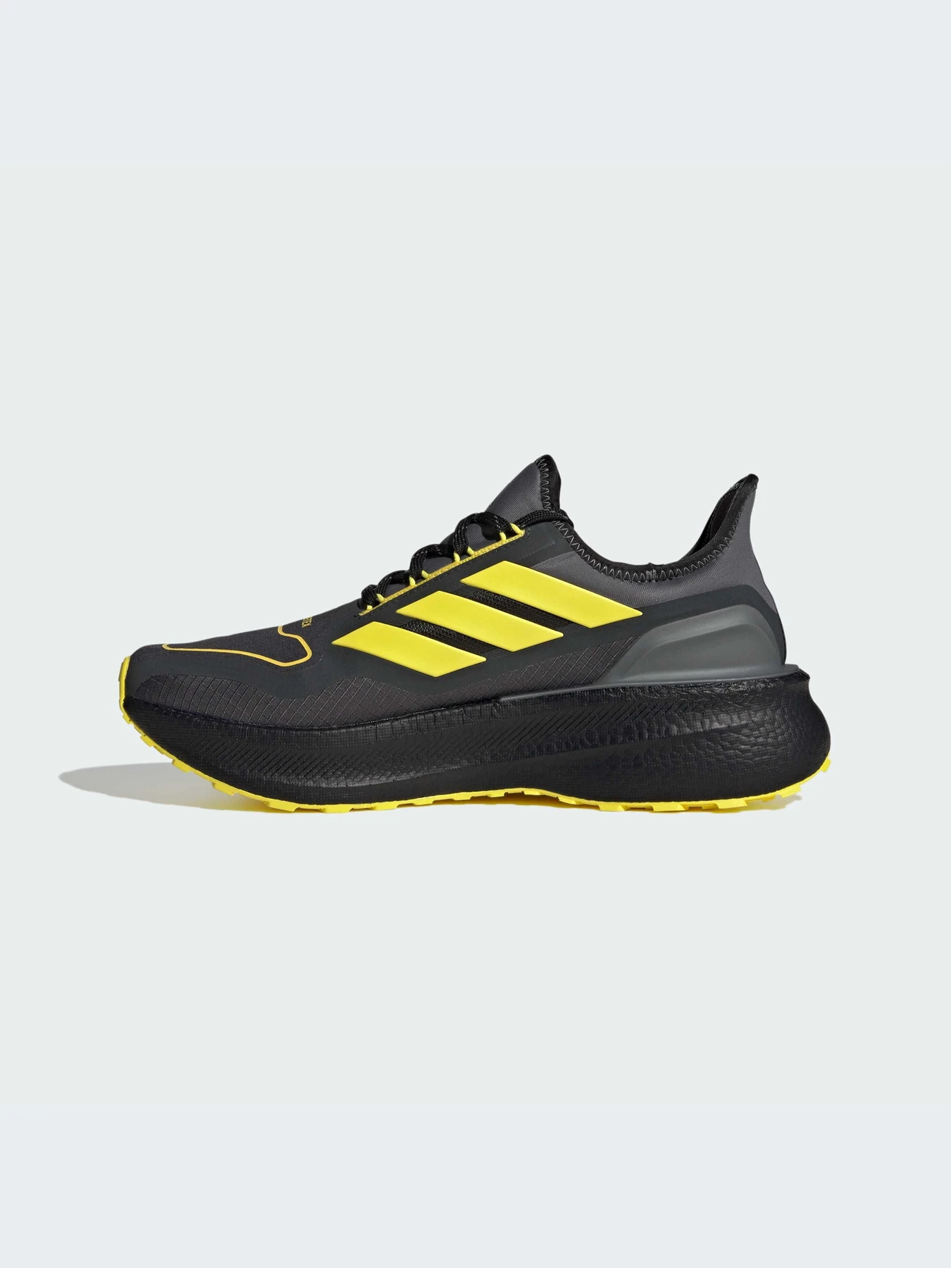 Кроссовки Adidas Ultraboost модель JI3242-KZ Кроссовки Adidas Ultraboost модель JI3242-KZ Фото
