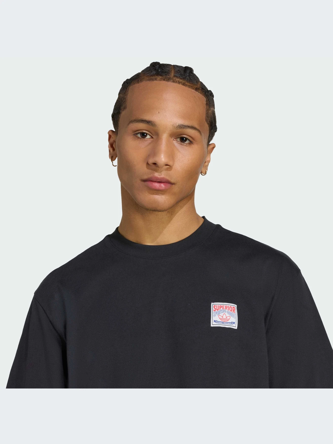 Футболки и поло Adidas Graphics модель JW0161-KZ Футболки и поло Adidas Graphics модель JW0161-KZ Фото