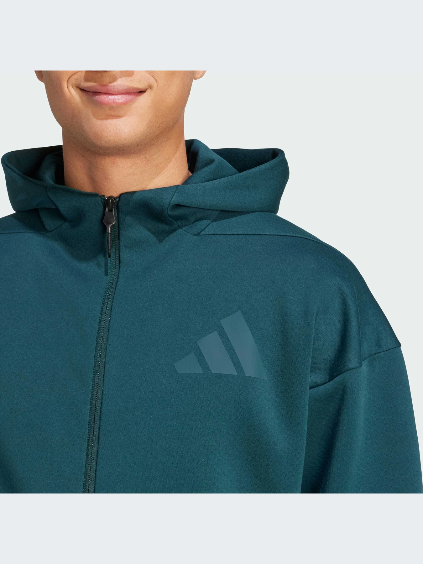 Худи и свитшоты Adidas ZNE модель KB3709-KZ Худи и свитшоты Adidas ZNE модель KB3709-KZ Фото