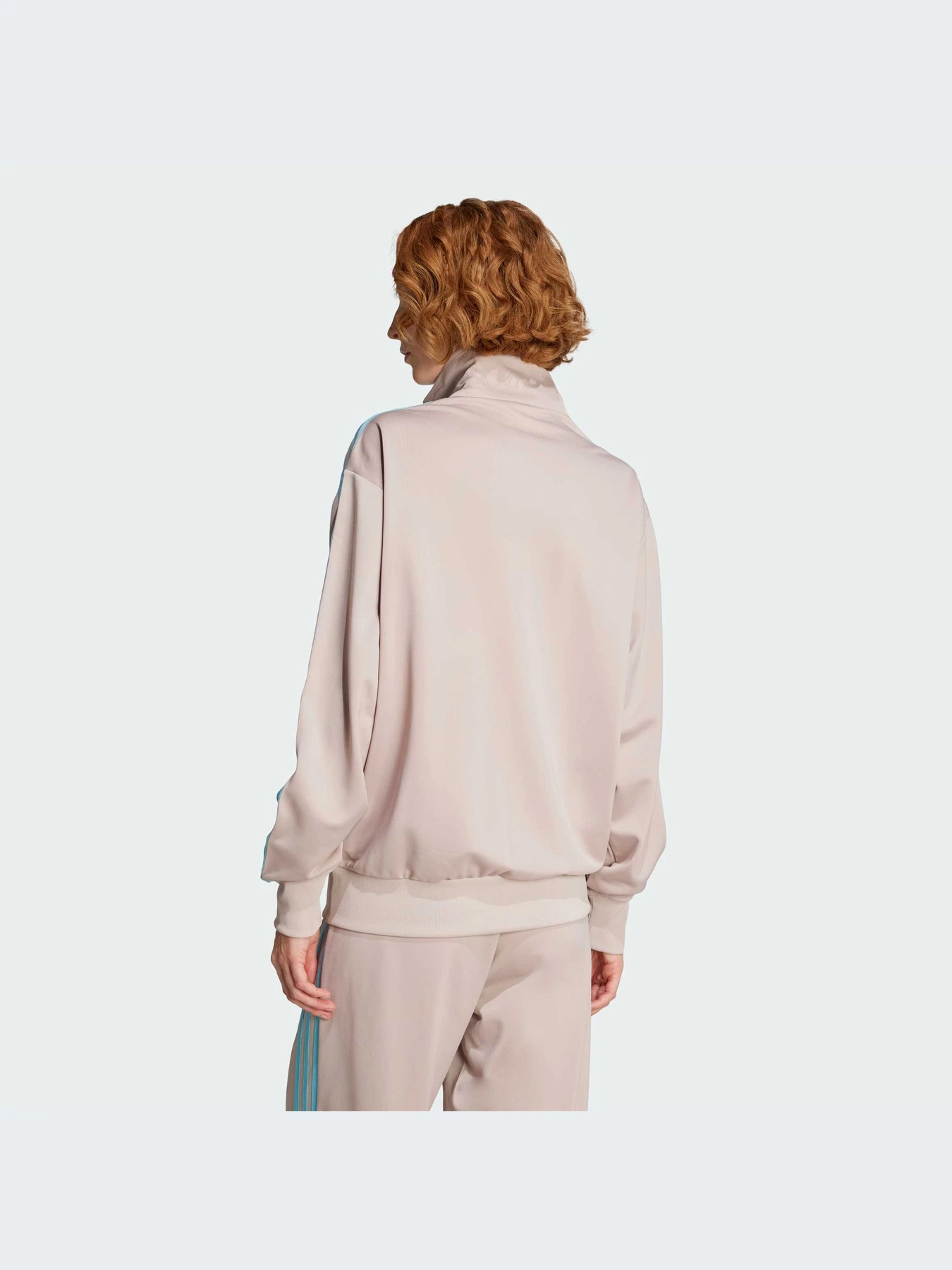 Худи и свитшоты Adidas модель JX7864-KZ Худи и свитшоты Adidas модель JX7864-KZ Фото