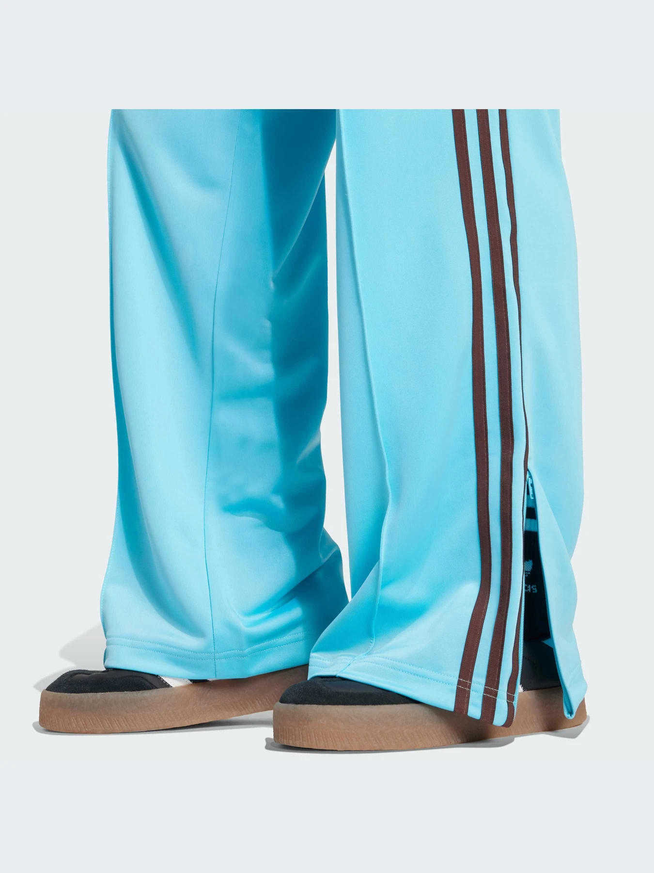 Брюки Adidas модель JY2689-KZ Брюки Adidas модель JY2689-KZ Фото