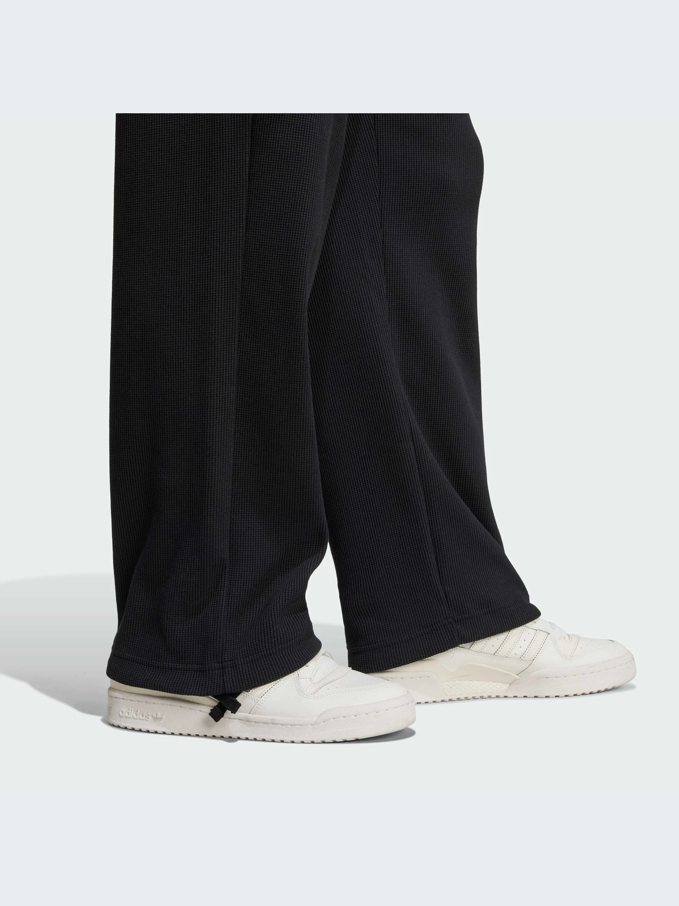 Брюки Adidas модель JW0975-KZ Брюки Adidas модель JW0975-KZ Фото