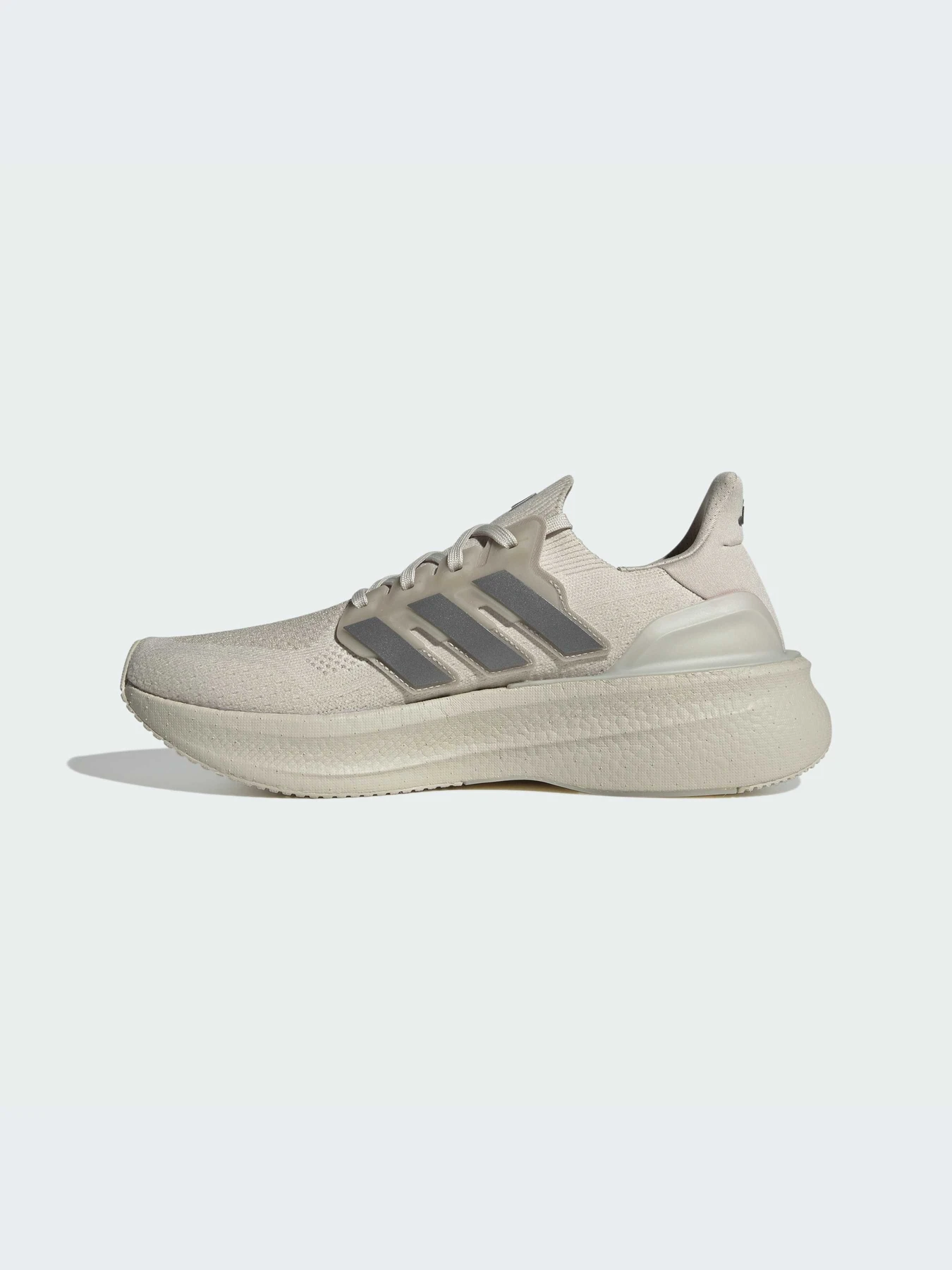 Кроссовки Adidas Ultraboost модель JQ2906-KZ Кроссовки Adidas Ultraboost модель JQ2906-KZ Фото