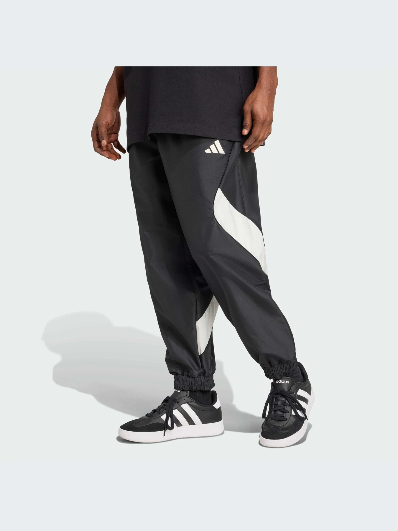 Брюки Adidas модель JN1830-KZ Брюки Adidas модель JN1830-KZ Фото