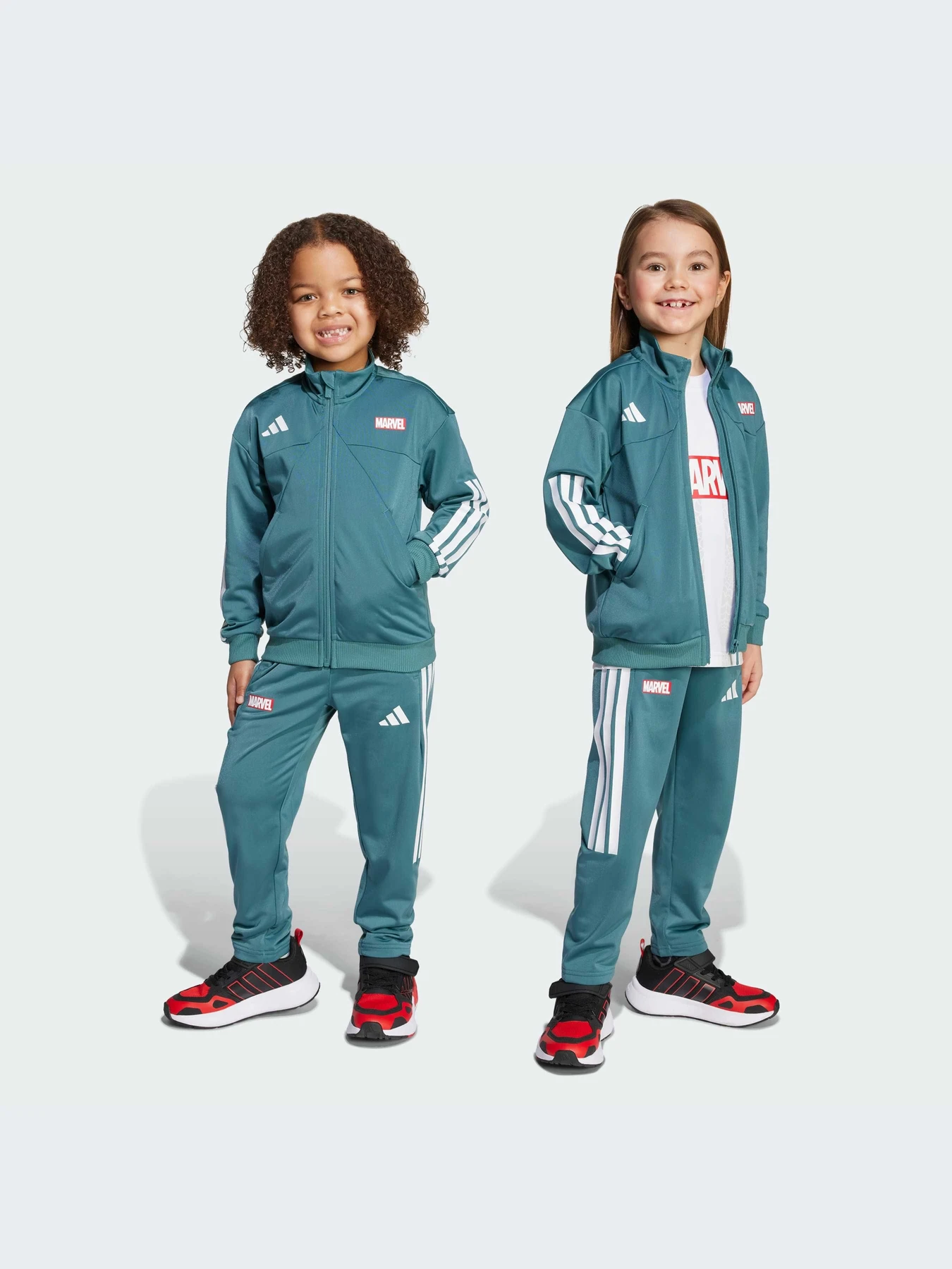Костюмы Adidas модель JM0834-KZ Костюмы Adidas модель JM0834-KZ Фото