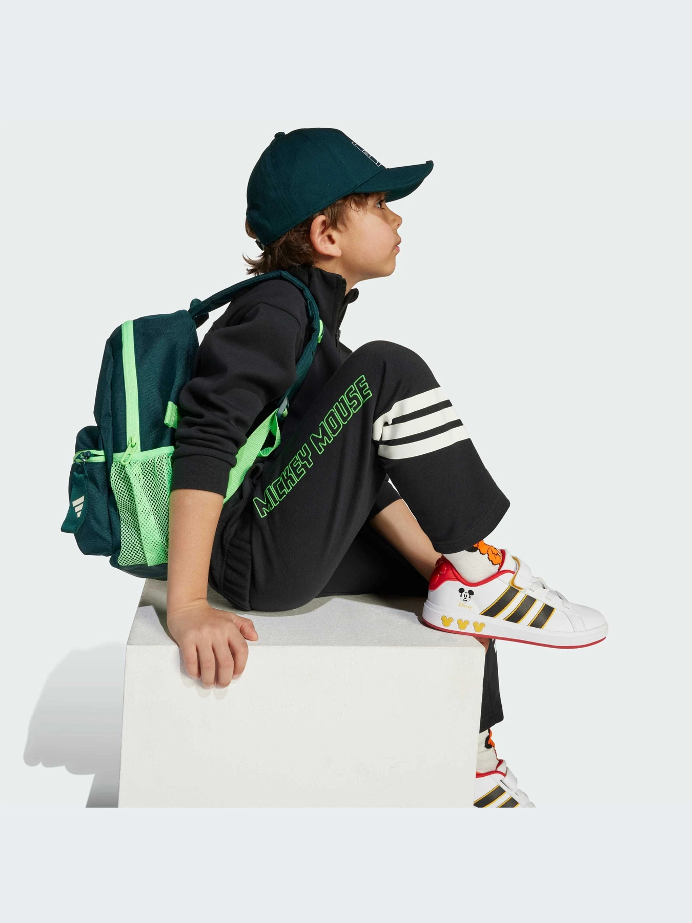 Брюки Adidas модель JL9189-KZ Брюки Adidas модель JL9189-KZ Фото