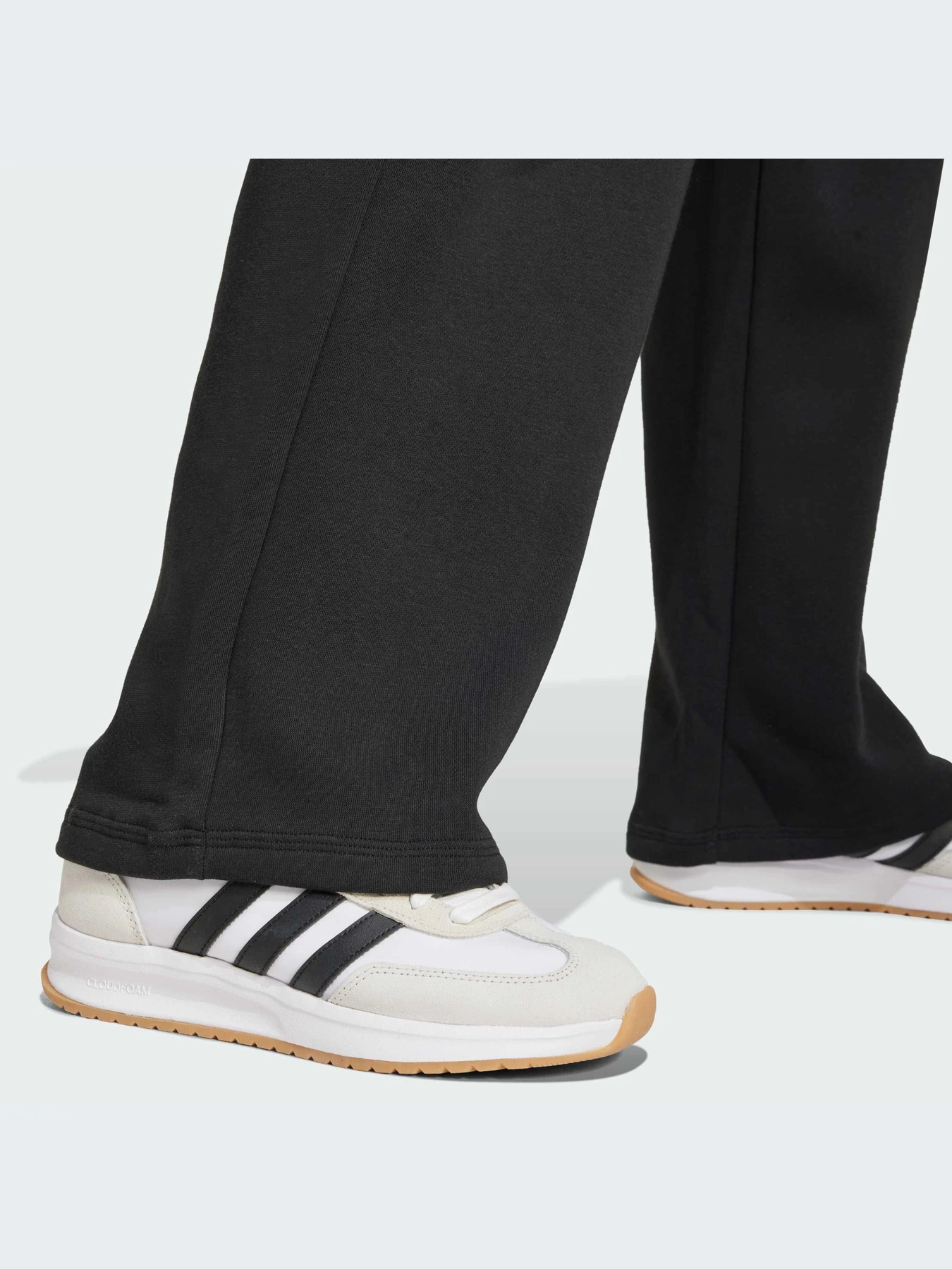 Брюки Adidas модель JC5921-KZ Брюки Adidas модель JC5921-KZ Фото