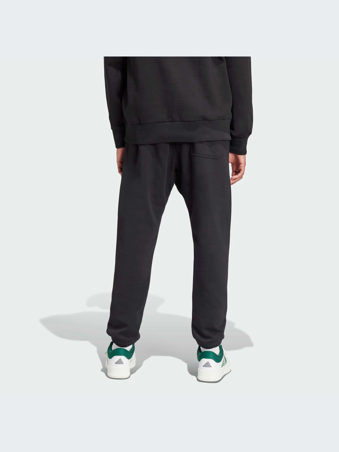 Брюки Adidas модель IX1246-KZ Брюки Adidas модель IX1246-KZ Фото