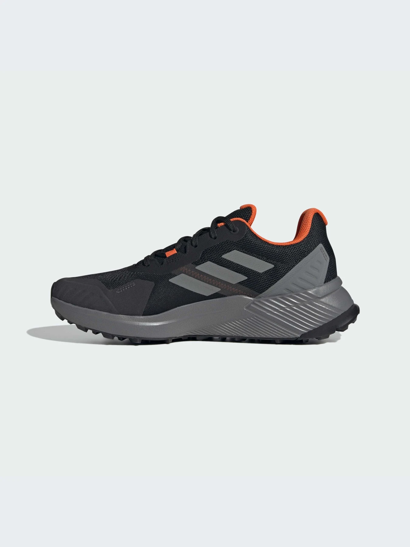Кроссовки Adidas Terrex модель JI1924-KZ Кроссовки Adidas Terrex модель JI1924-KZ Фото