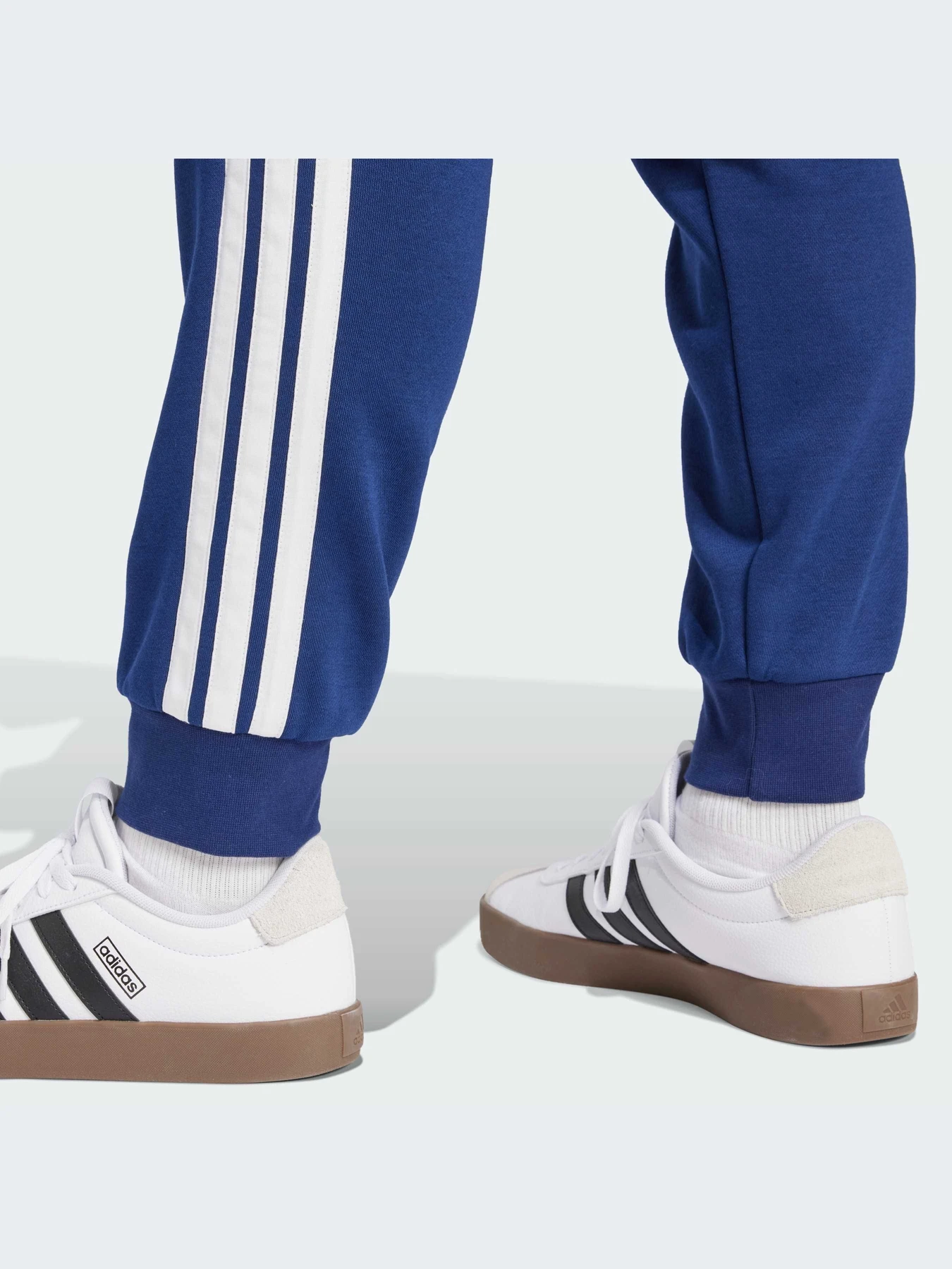 Брюки Adidas модель JD1859-KZ Брюки Adidas модель JD1859-KZ Фото
