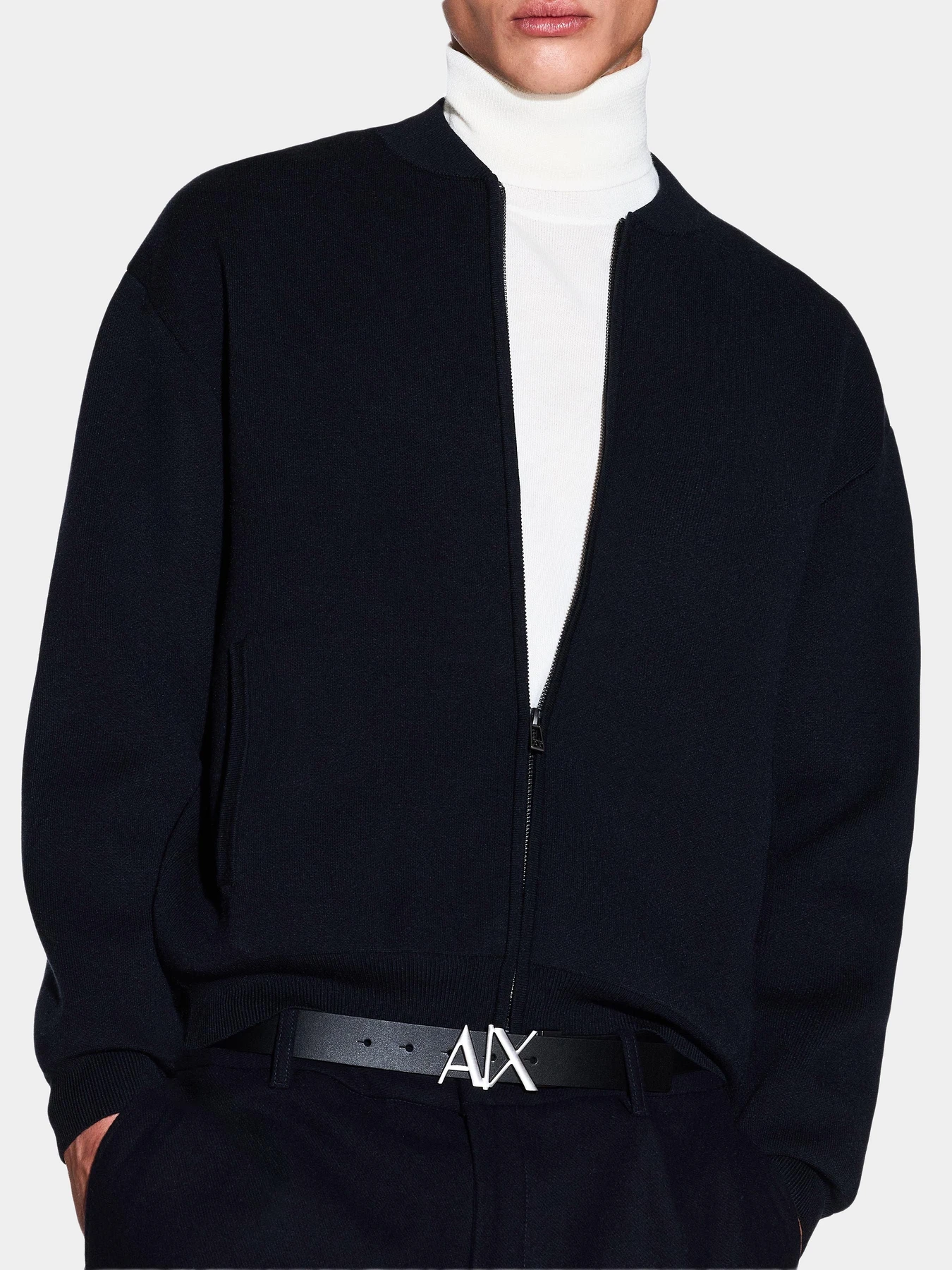 Худи и свитшоты Armani Exchange модель XM001920-AF16913-UB101 Худи и свитшоты Armani Exchange модель XM001920-AF16913-UB101 Фото