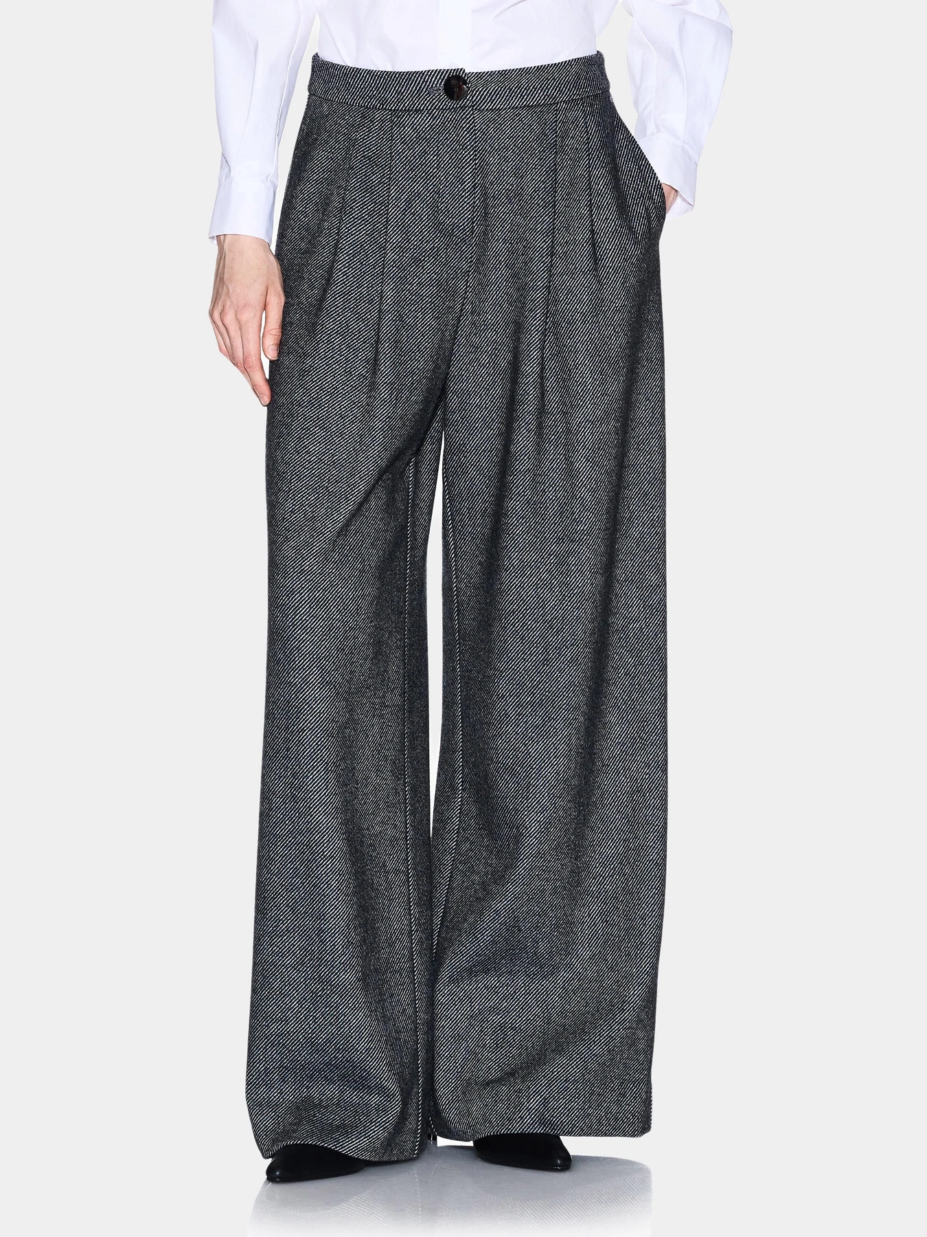 Брюки Armani Exchange модель XW001263-AF16146-M8049 Брюки Armani Exchange модель XW001263-AF16146-M8049 Фото