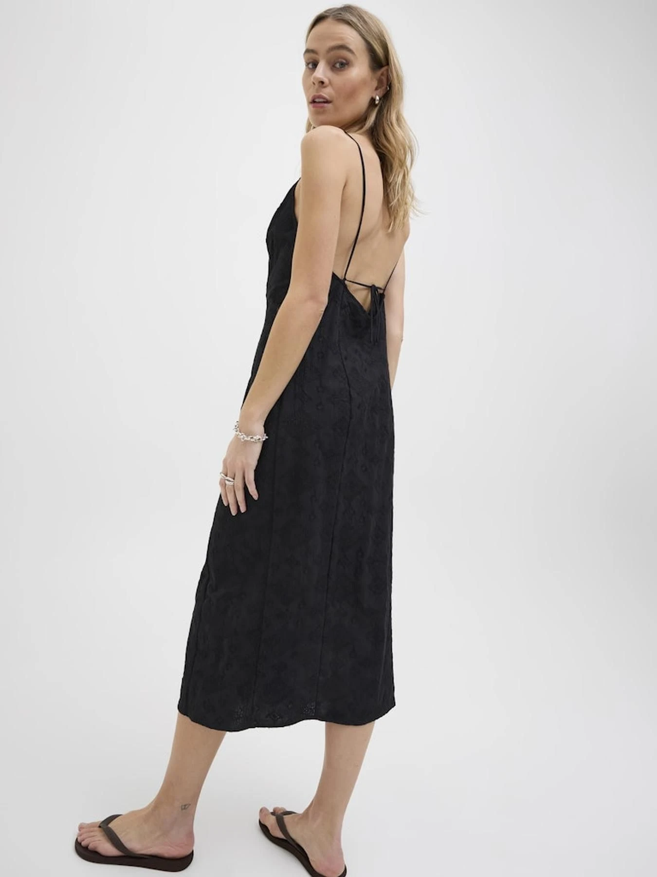 Платья JACK & JONES модель 12271944_Black Платья JACK & JONES модель 12271944_Black Фото