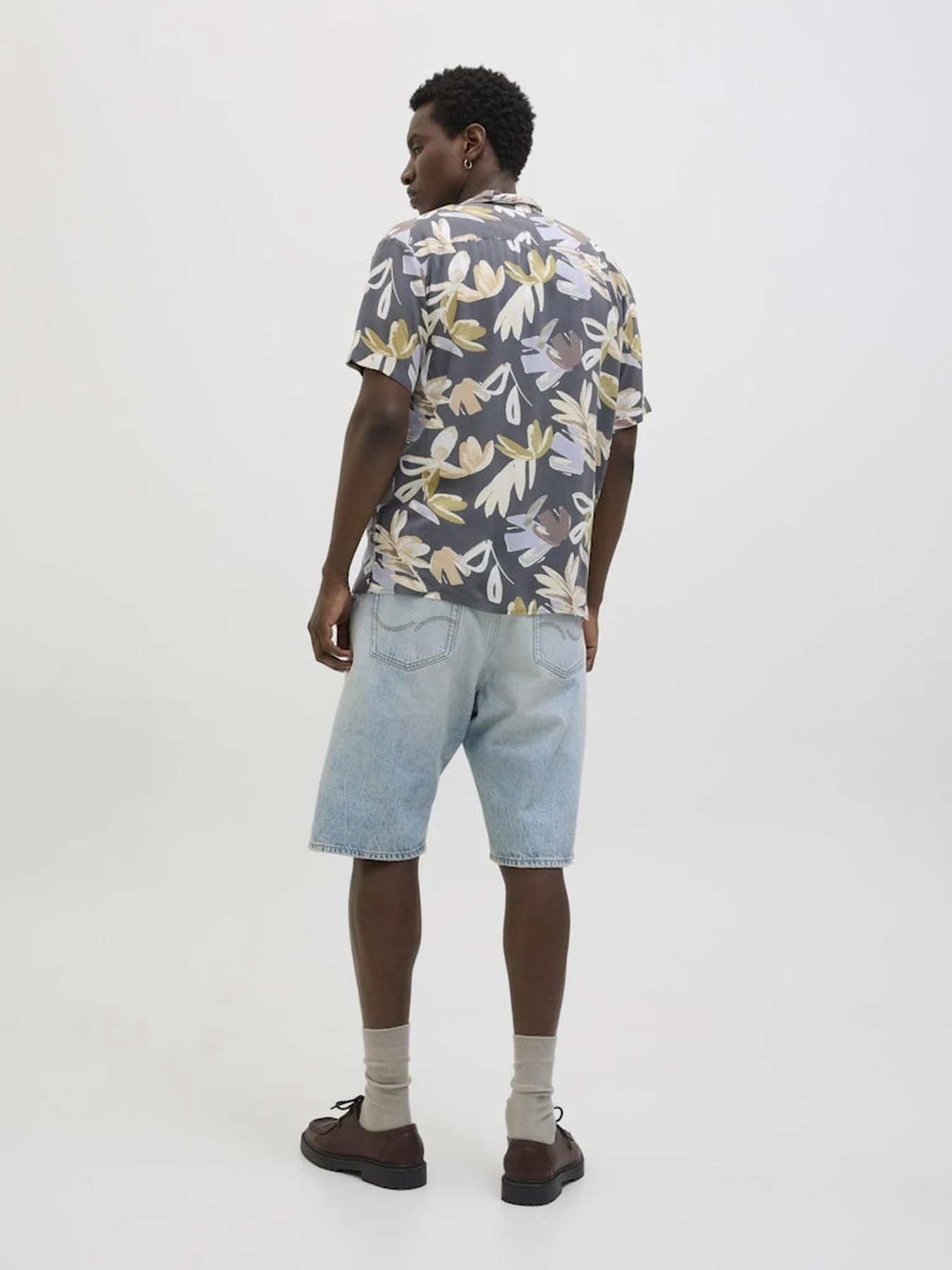 Рубашки JACK & JONES модель 12271111_IRONGATE Рубашки JACK & JONES модель 12271111_IRONGATE Фото