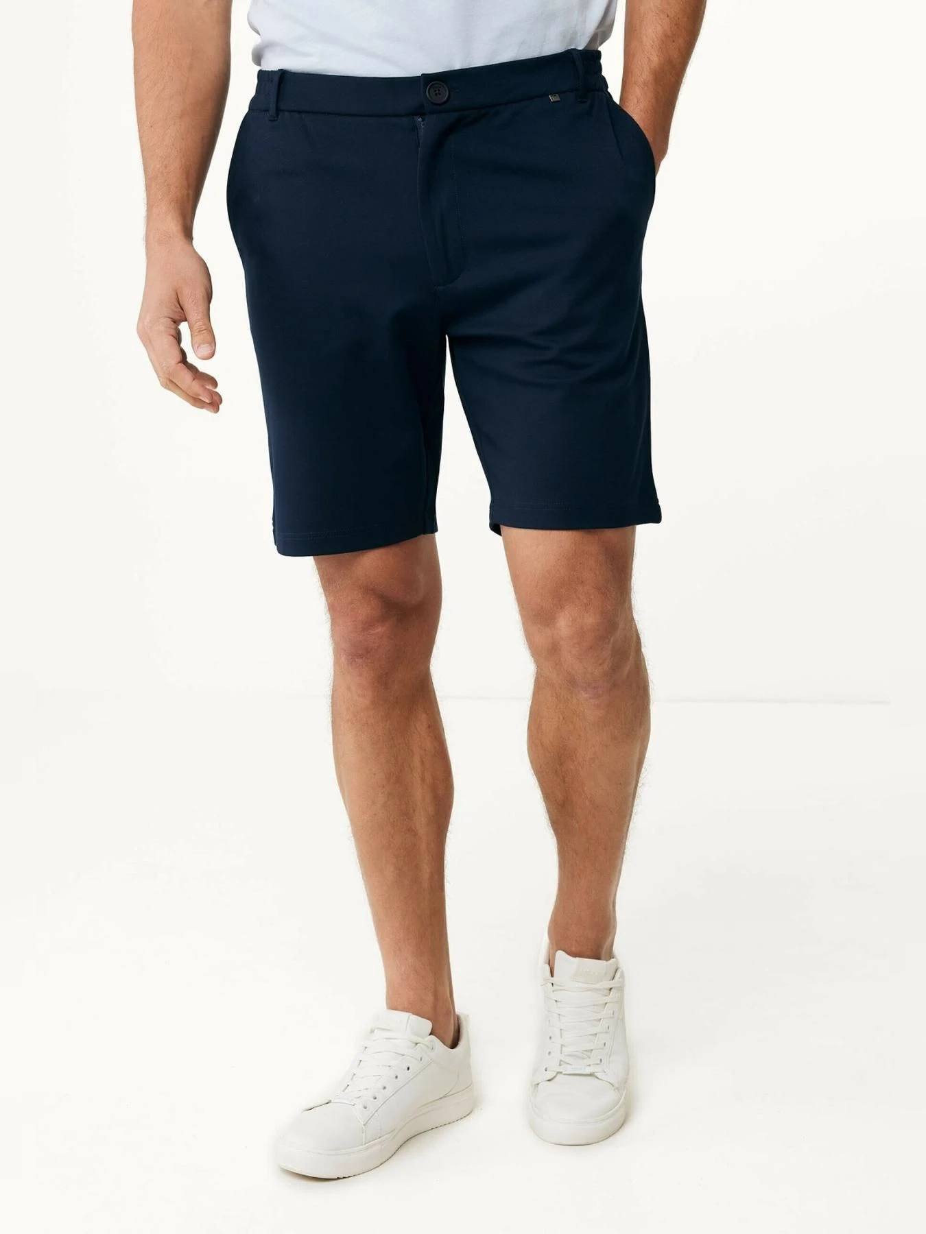 Шорты MEXX модель MF007300341M_NAVY Шорты MEXX модель MF007300341M_NAVY Фото
