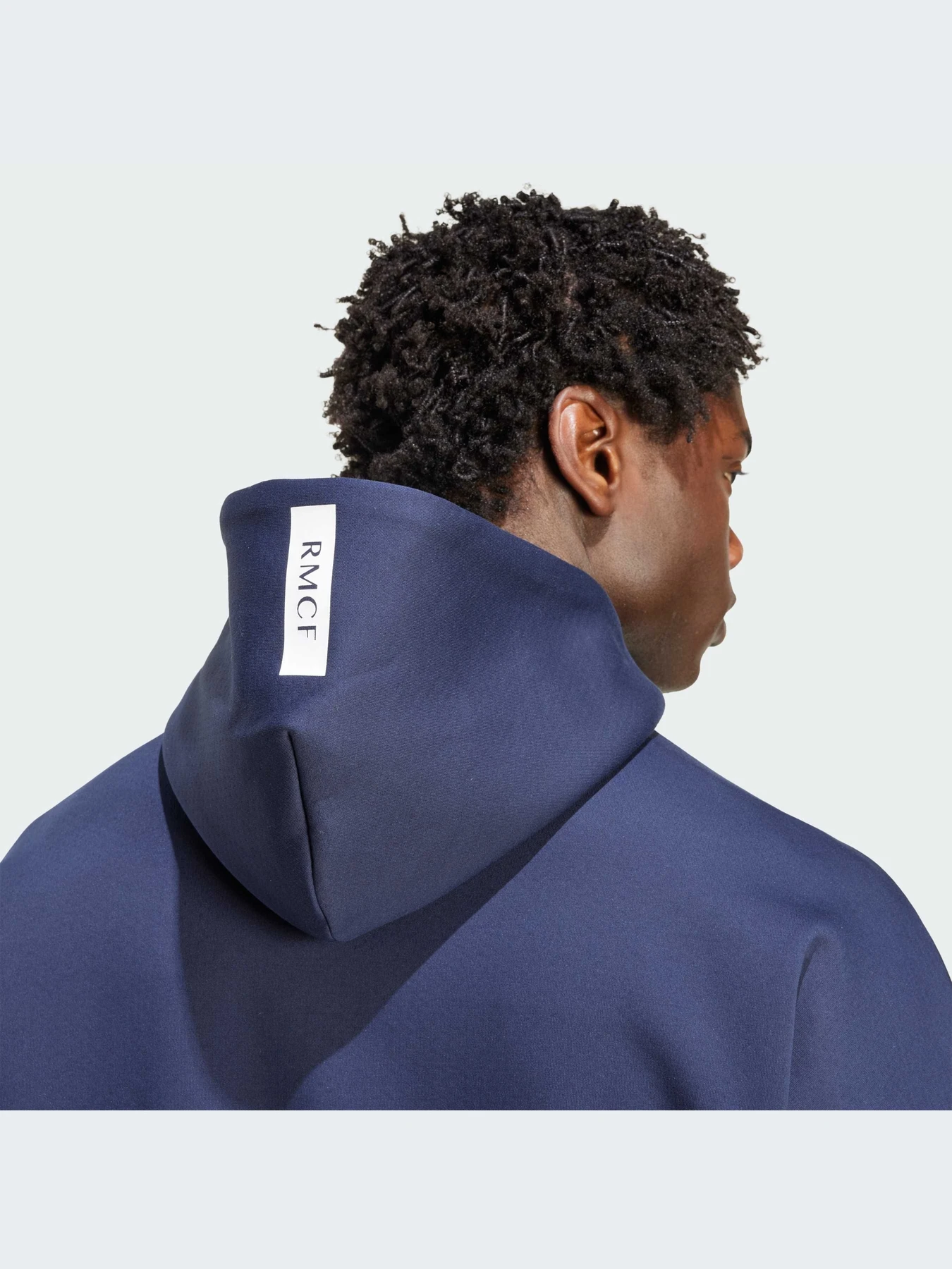 Худи и свитшоты Adidas ZNE модель KC3739-KZ Худи и свитшоты Adidas ZNE модель KC3739-KZ Фото