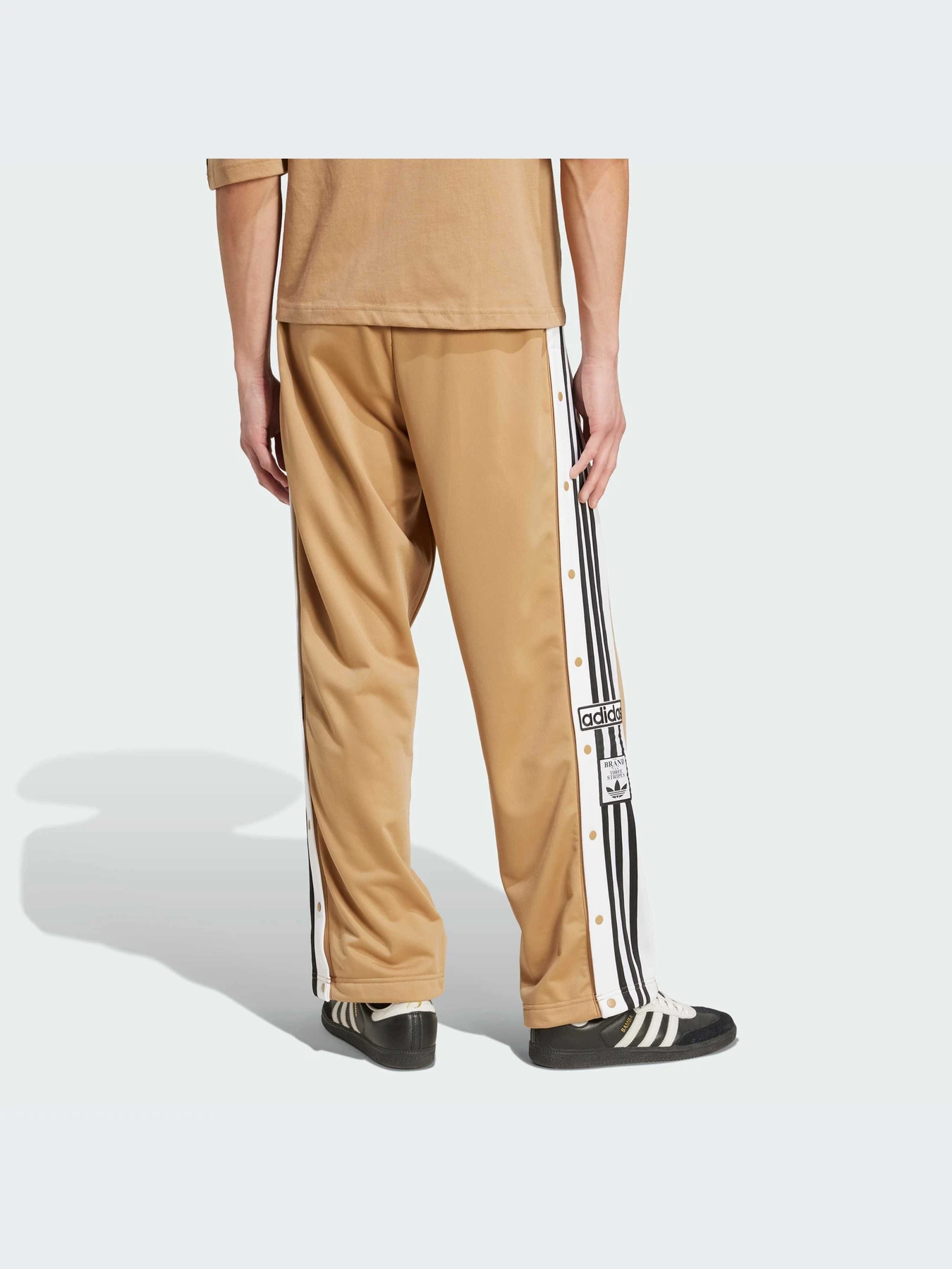 Брюки Adidas Adicolor модель JY1302-KZ Брюки Adidas Adicolor модель JY1302-KZ Фото