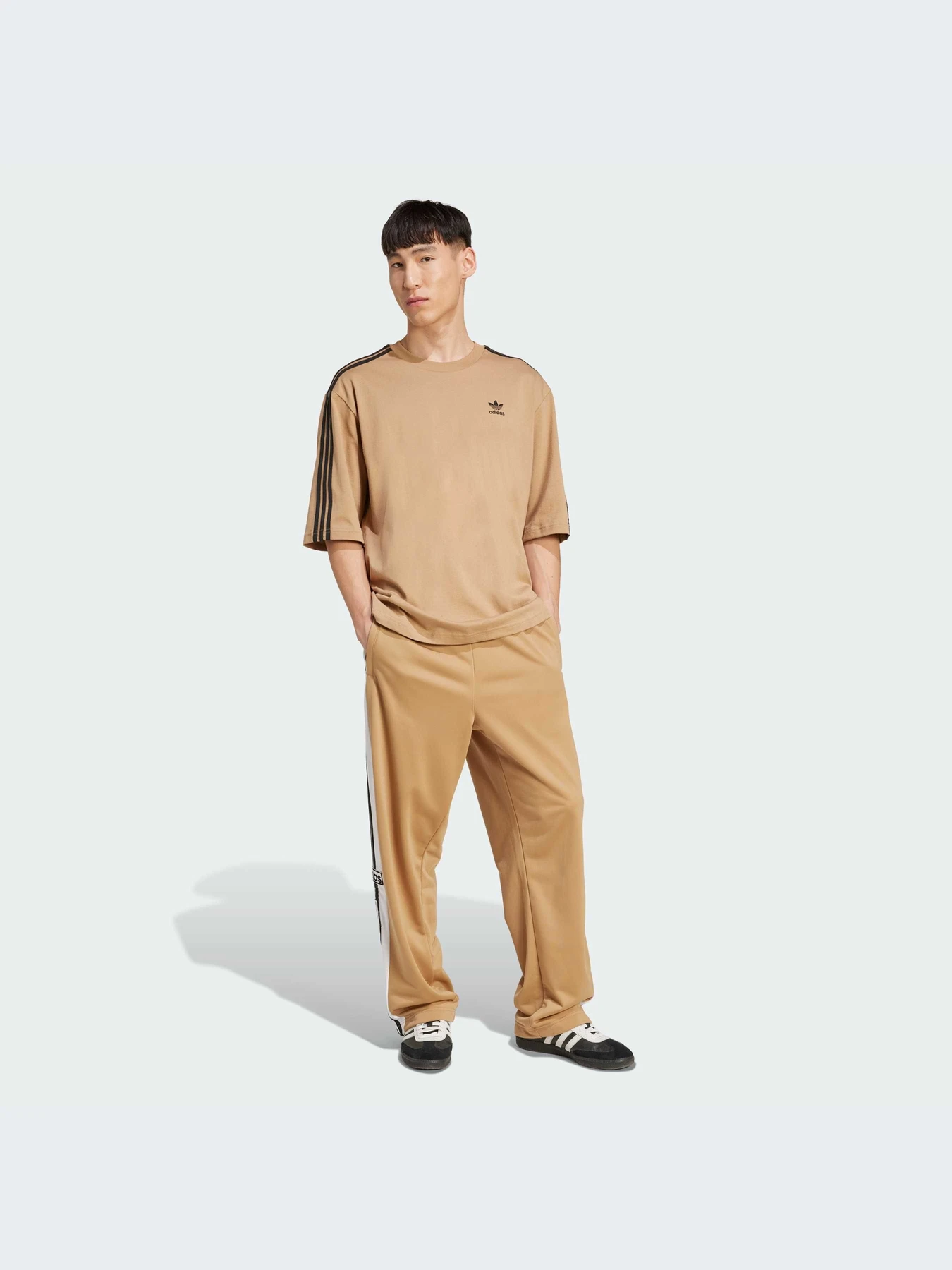 Брюки Adidas Adicolor модель JY1302-KZ Брюки Adidas Adicolor модель JY1302-KZ Фото