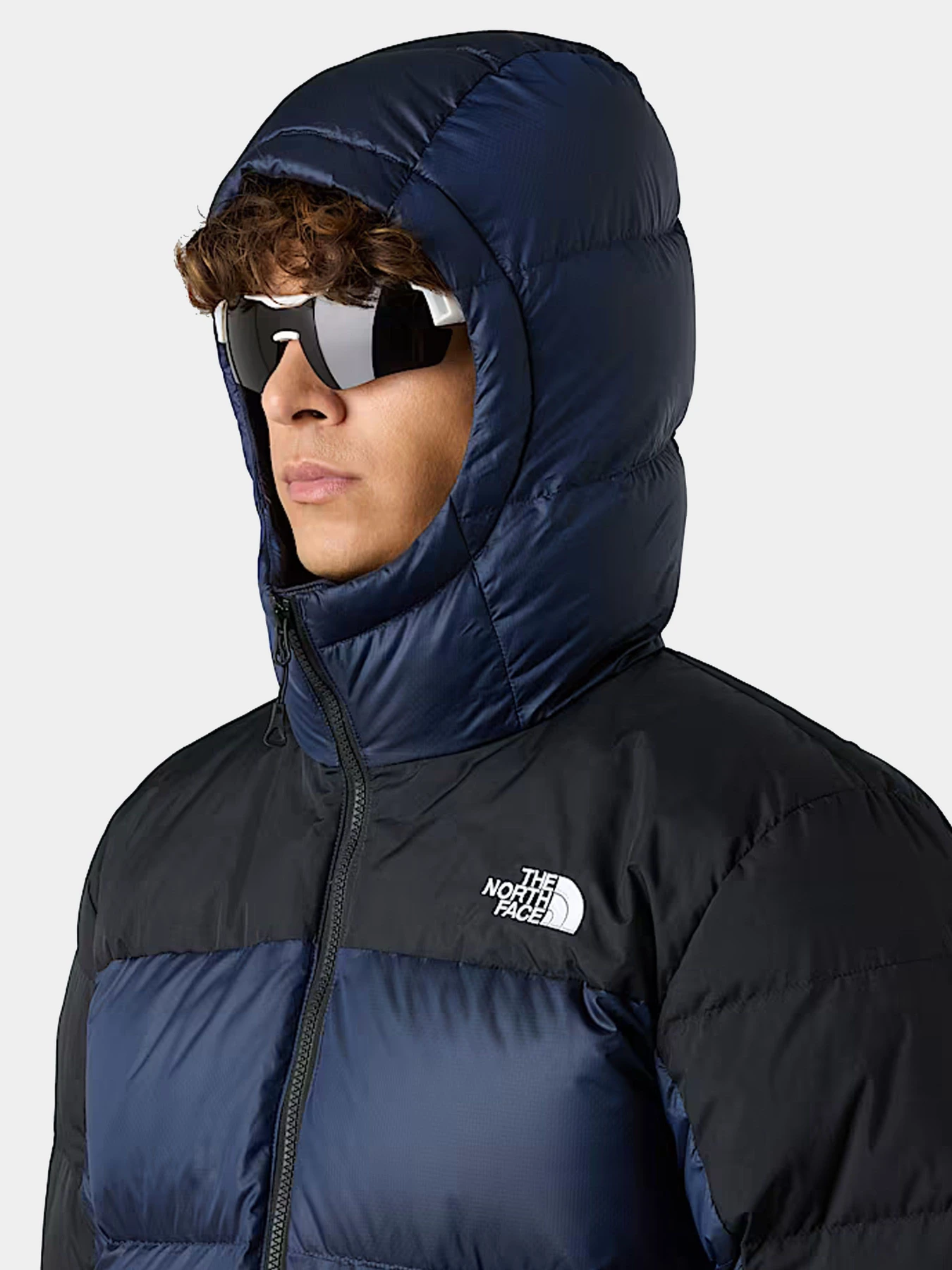 Куртки и дубленки The North Face модель NF0A8992GKI1 Фото