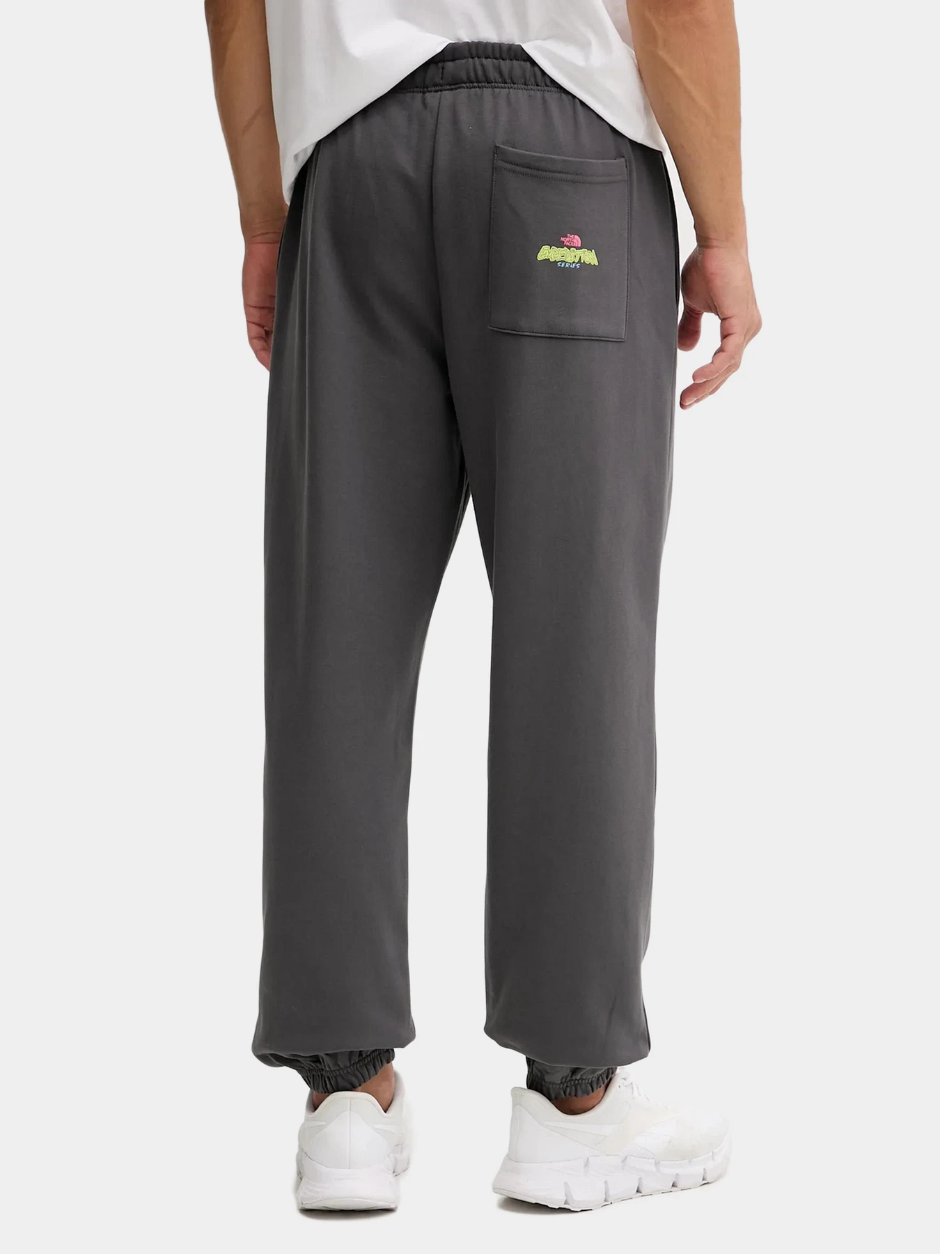 Брюки The North Face модель NF0A8E3ERHI1 Брюки The North Face модель NF0A8E3ERHI1 Фото
