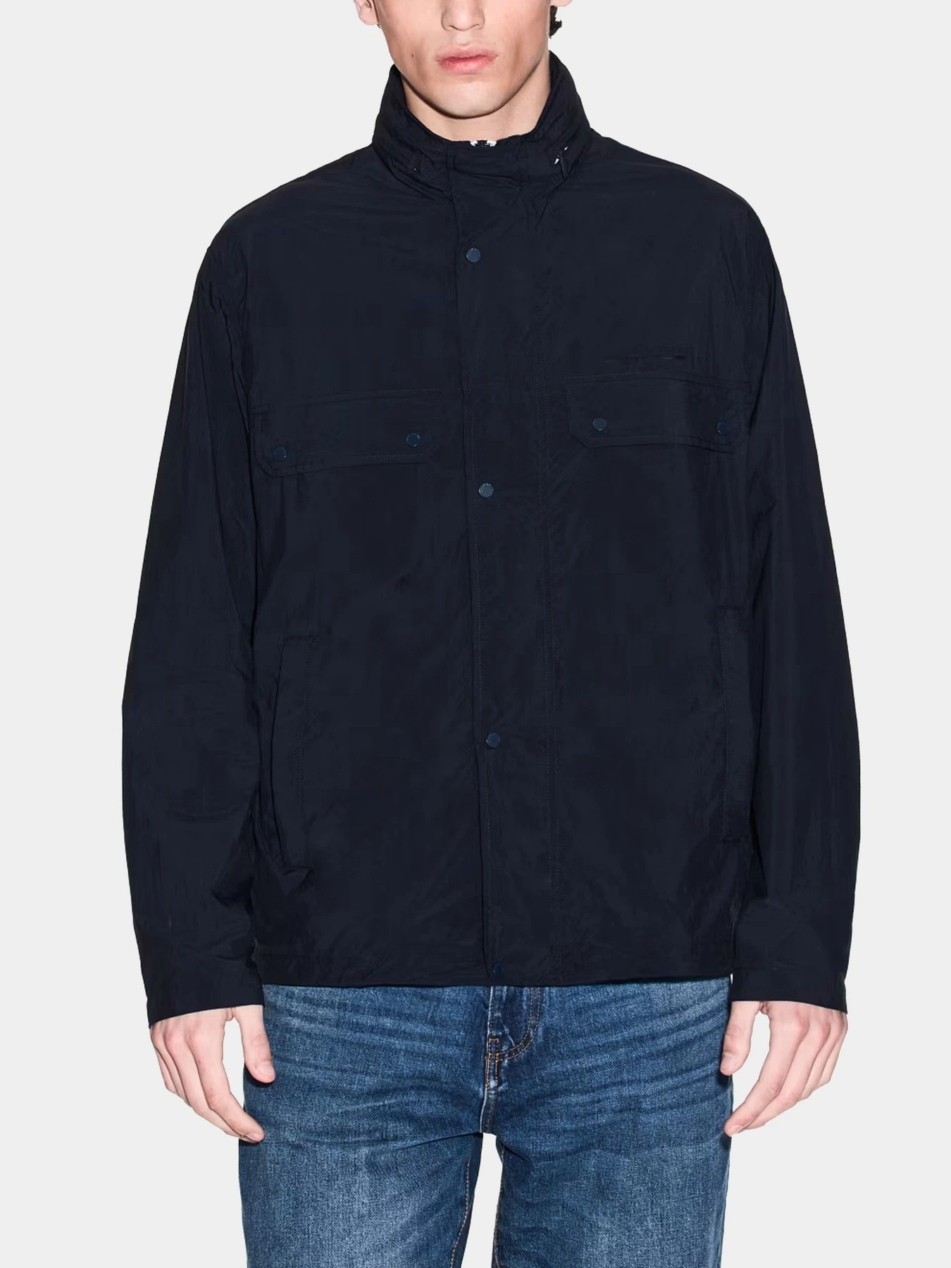 Куртки и дубленки Armani Exchange модель XM000935-AF15606-UB101 Куртки и дубленки Armani Exchange модель XM000935-AF15606-UB101 Фото
