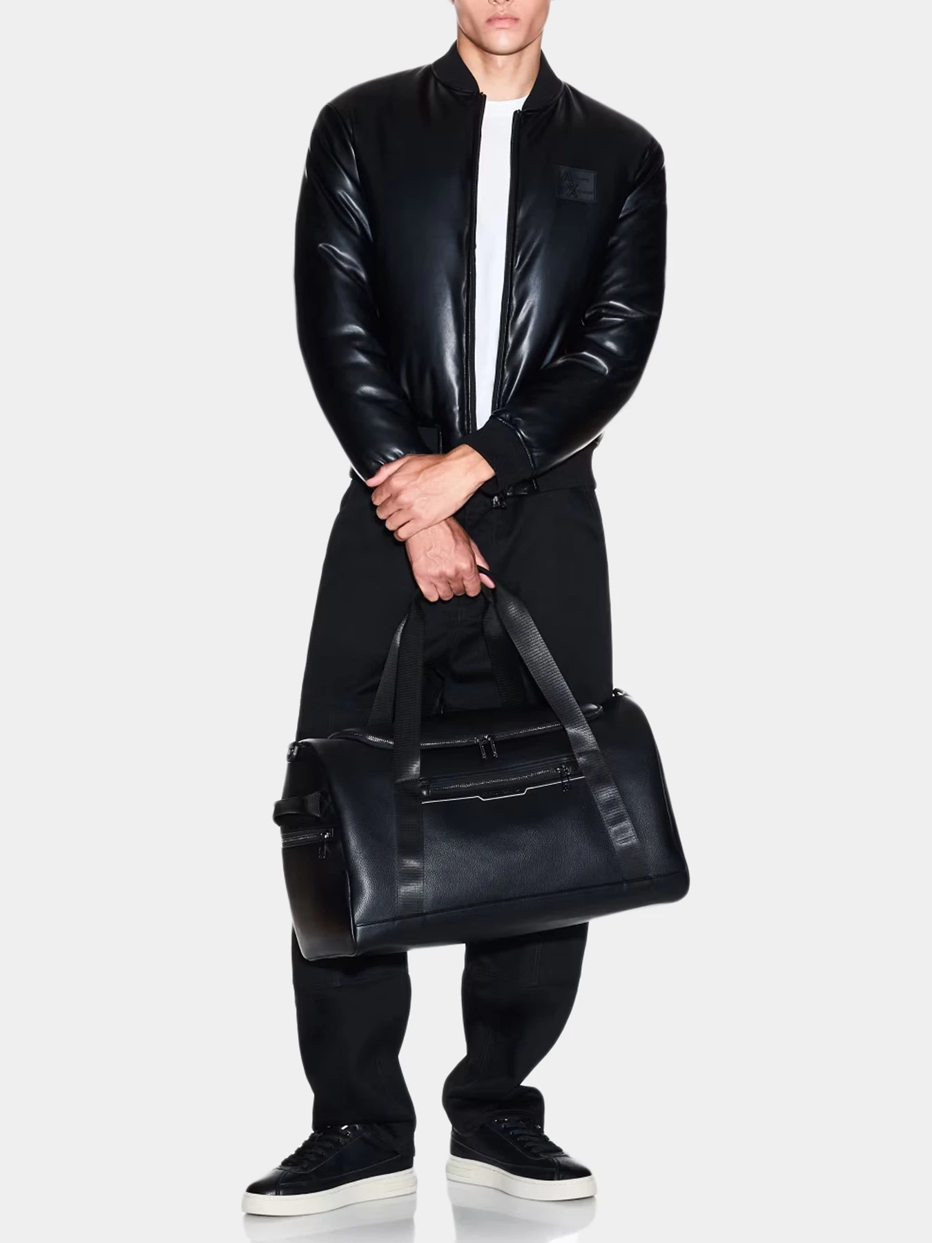 Куртки и дубленки Armani Exchange модель XM001104-AF16647-UC001 Фото