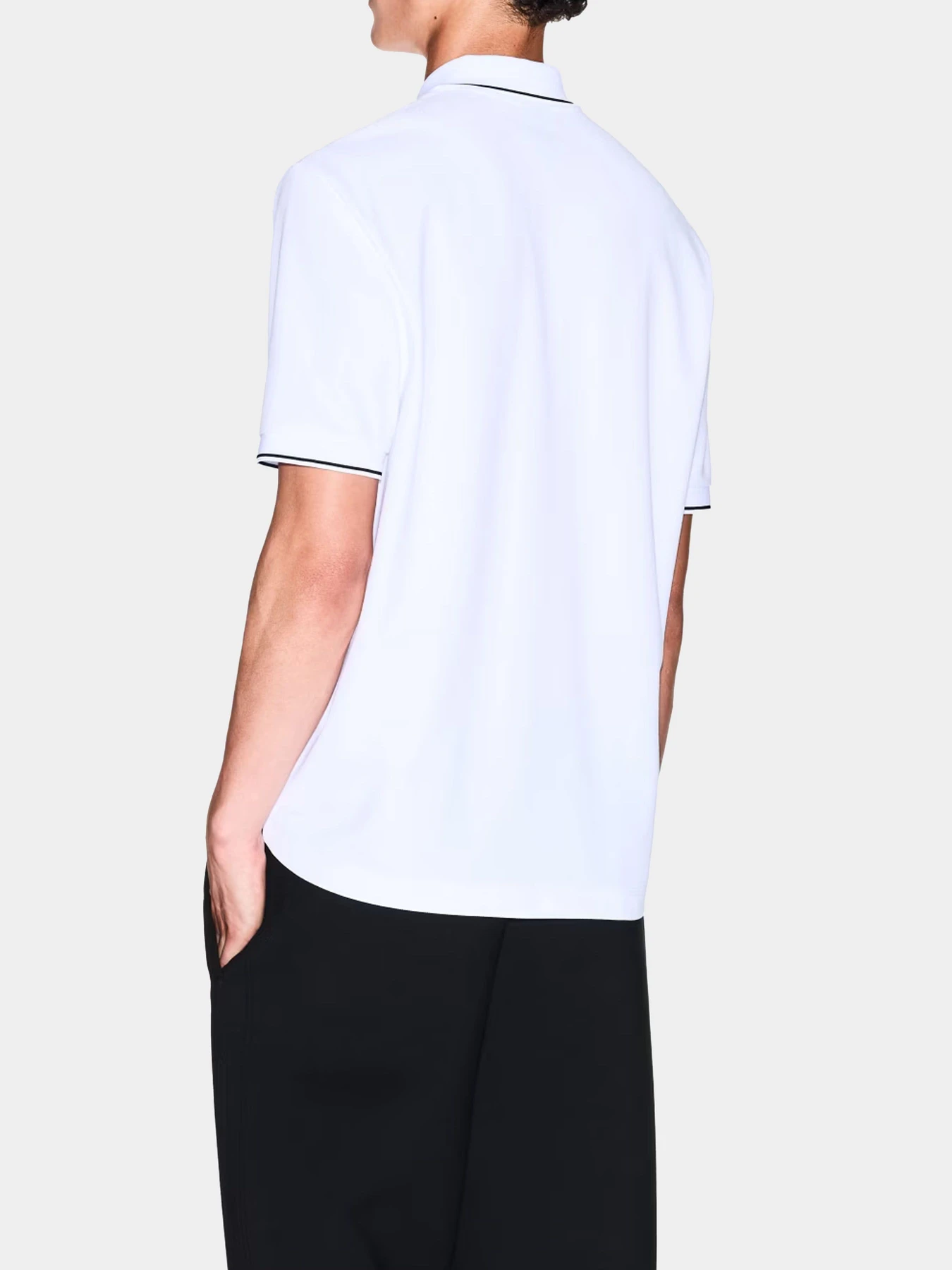 Футболки и поло Armani Exchange модель XM001393-AF16262-U0002 Фото
