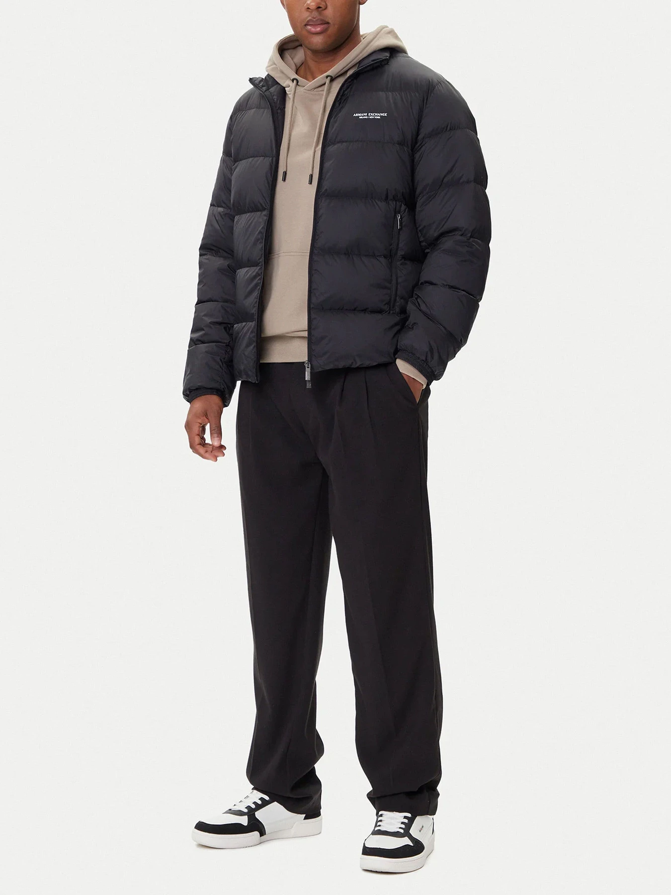 Куртки и дубленки Armani Exchange модель XM001575-AF16927-UC001 Куртки и дубленки Armani Exchange модель XM001575-AF16927-UC001 Фото