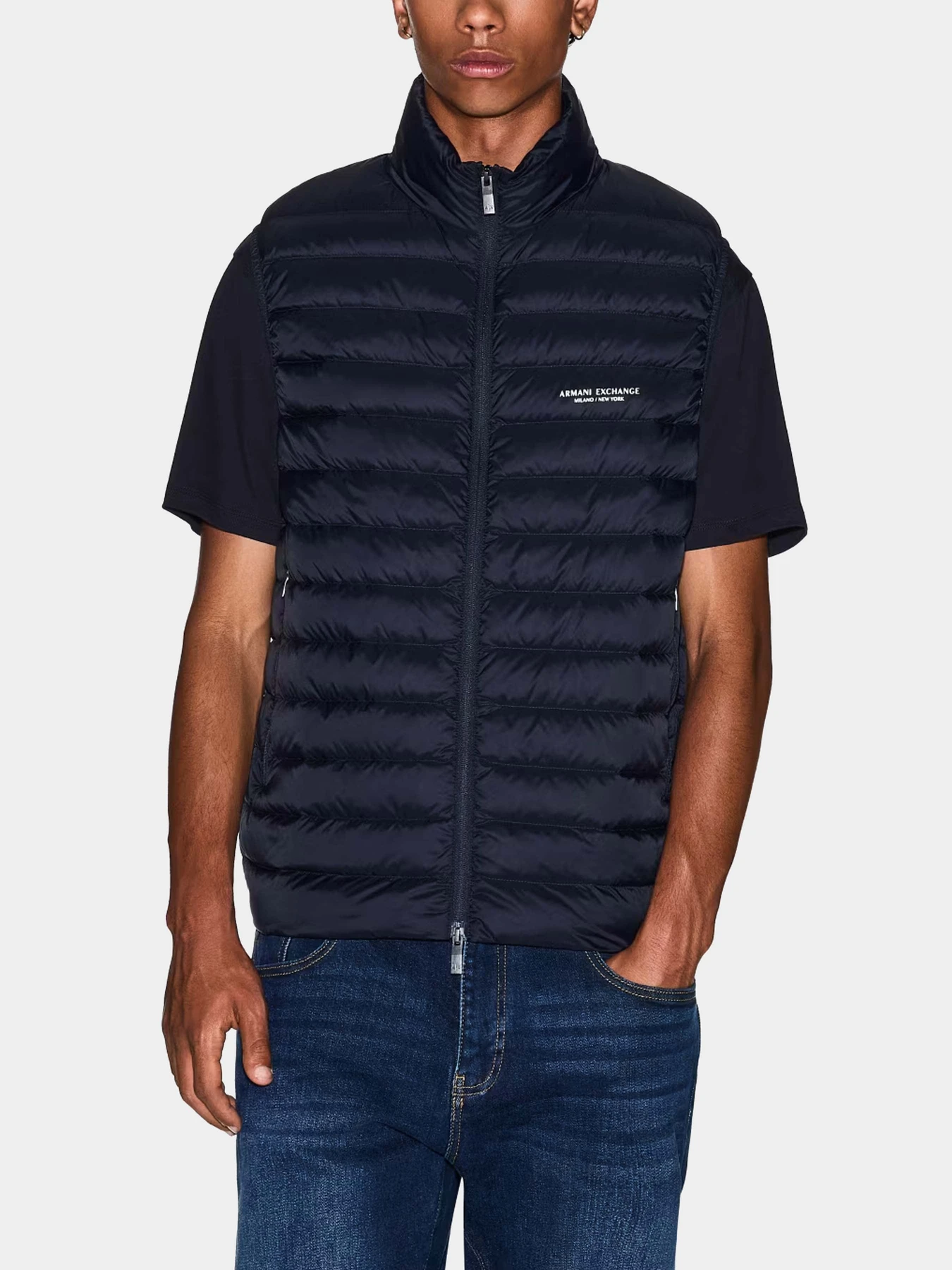 Куртки и дубленки Armani Exchange модель XM001576-AF16927-UB101 Куртки и дубленки Armani Exchange модель XM001576-AF16927-UB101 Фото