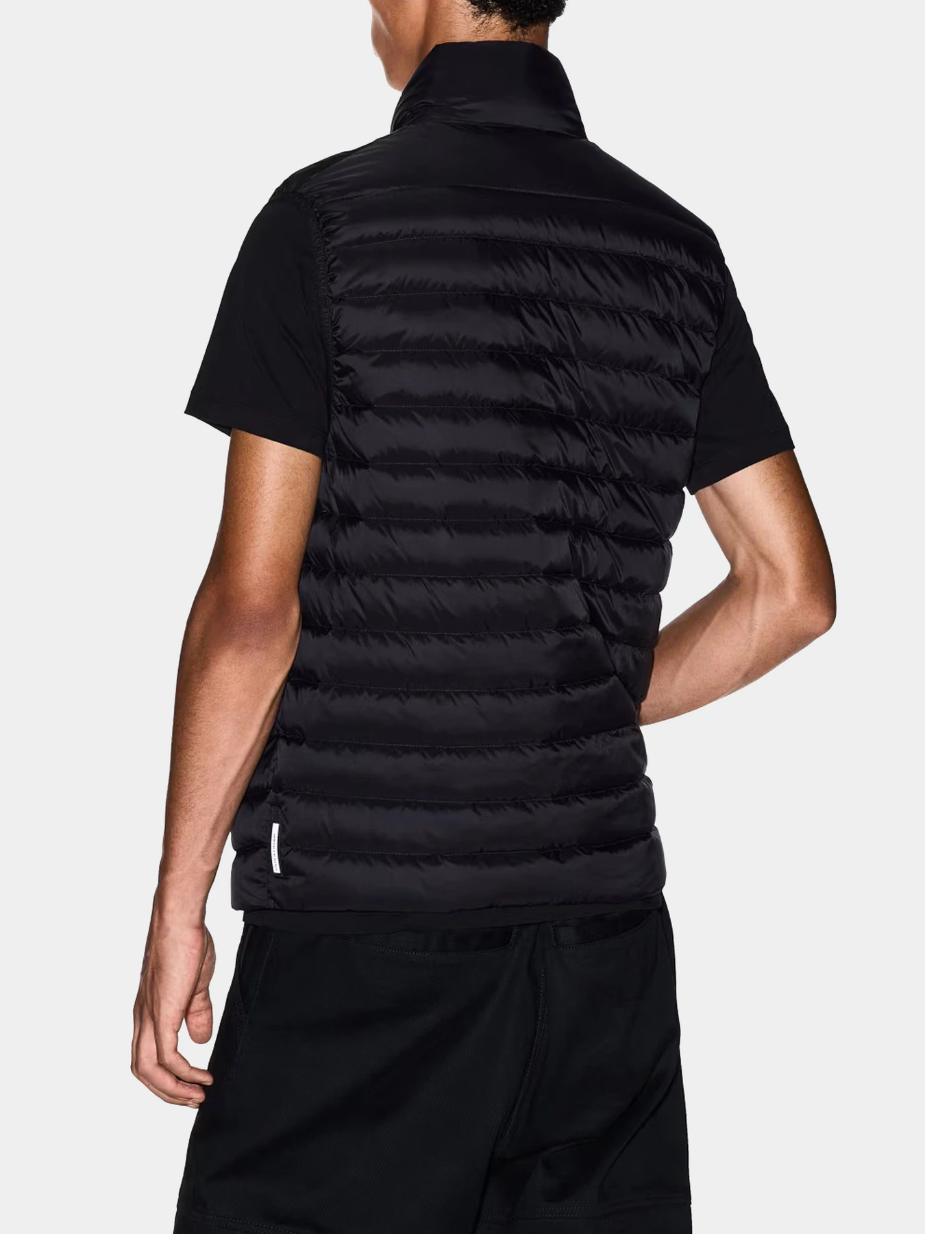 Куртки и дубленки Armani Exchange модель XM001576-AF16927-UC001 Куртки и дубленки Armani Exchange модель XM001576-AF16927-UC001 Фото