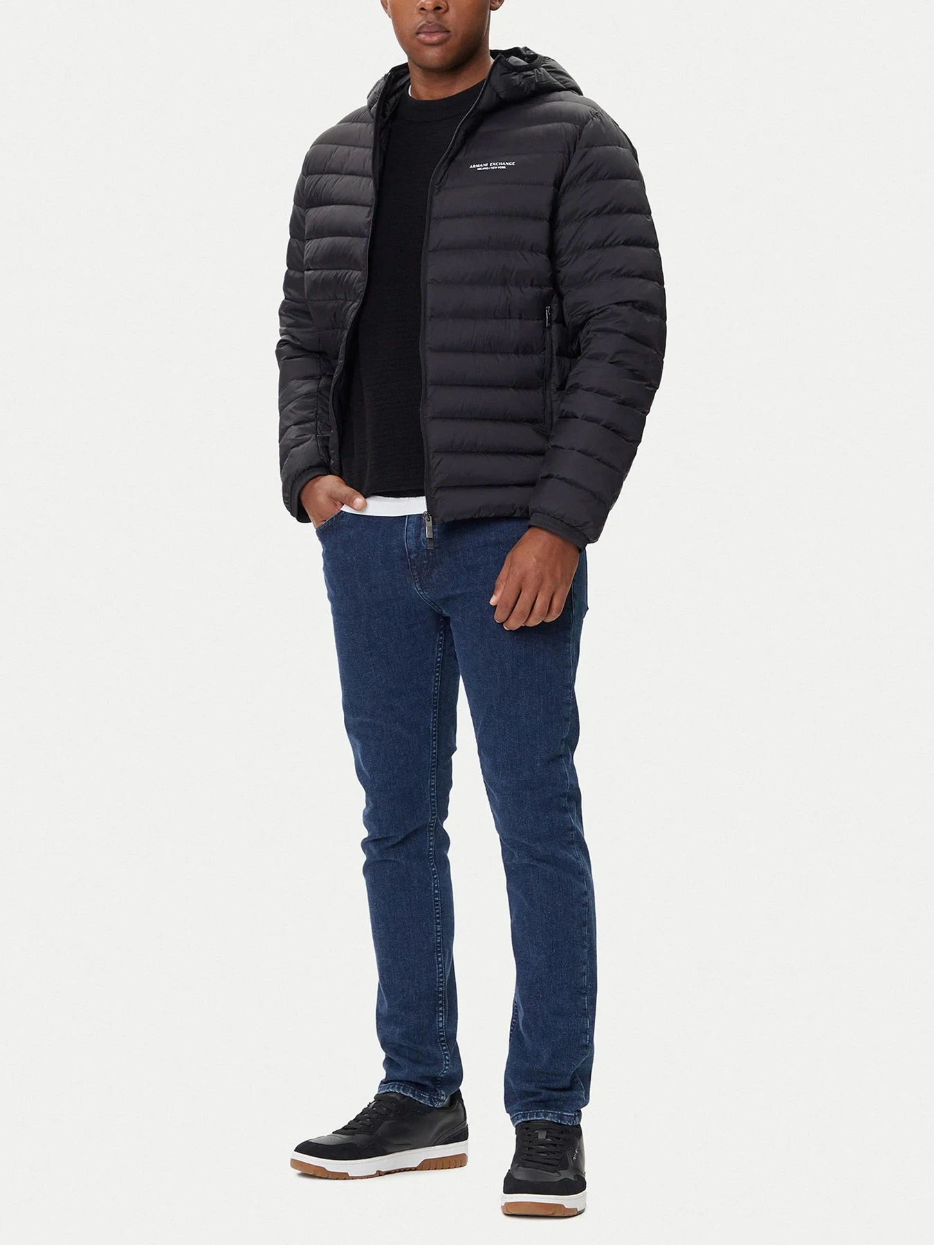 Куртки и дубленки Armani Exchange модель XM001577-AF16927-UC001 Куртки и дубленки Armani Exchange модель XM001577-AF16927-UC001 Фото