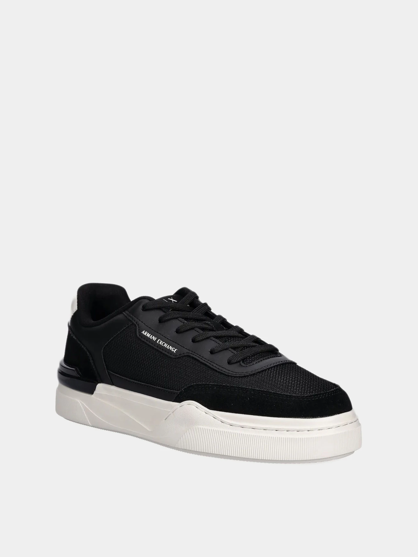Кроссовки Armani Exchange модель XM001968-AF19439-UC001 Кроссовки Armani Exchange модель XM001968-AF19439-UC001 Фото