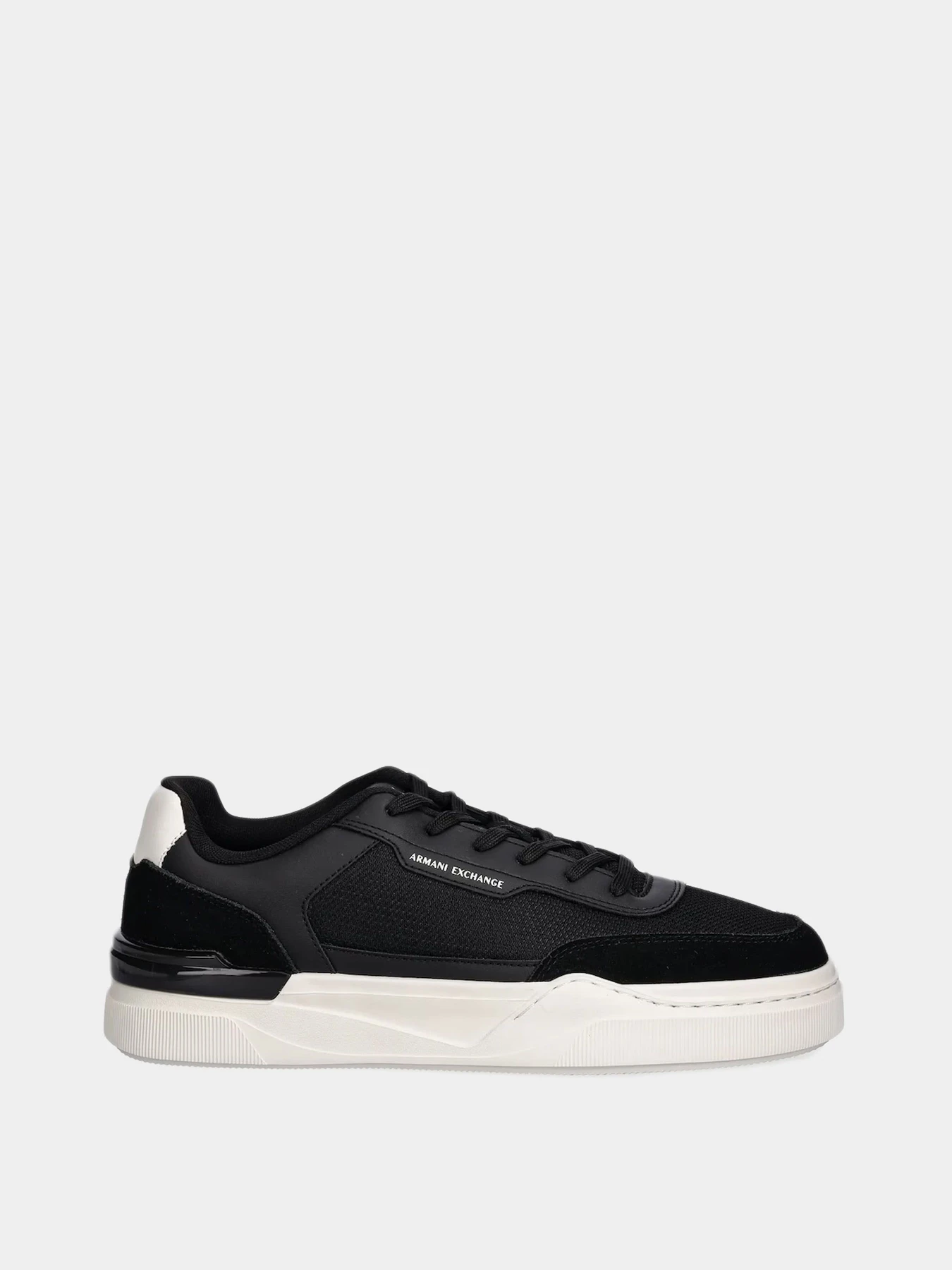 Кроссовки Armani Exchange модель XM001968-AF19439-UC001 Кроссовки Armani Exchange модель XM001968-AF19439-UC001 Фото