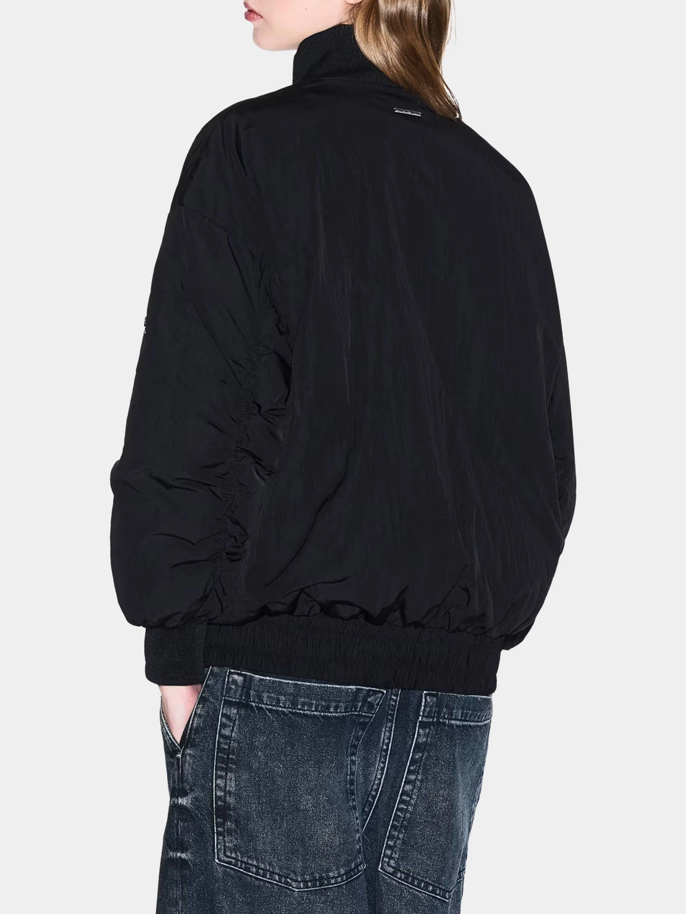 Куртки и дубленки Armani Exchange модель XW000670-AF16210-UC001 Куртки и дубленки Armani Exchange модель XW000670-AF16210-UC001 Фото