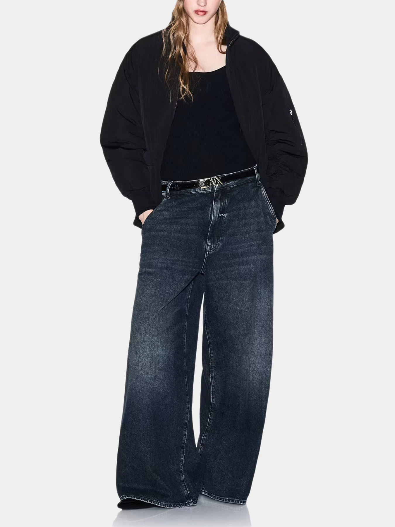 Куртки и дубленки Armani Exchange модель XW000670-AF16210-UC001 Куртки и дубленки Armani Exchange модель XW000670-AF16210-UC001 Фото